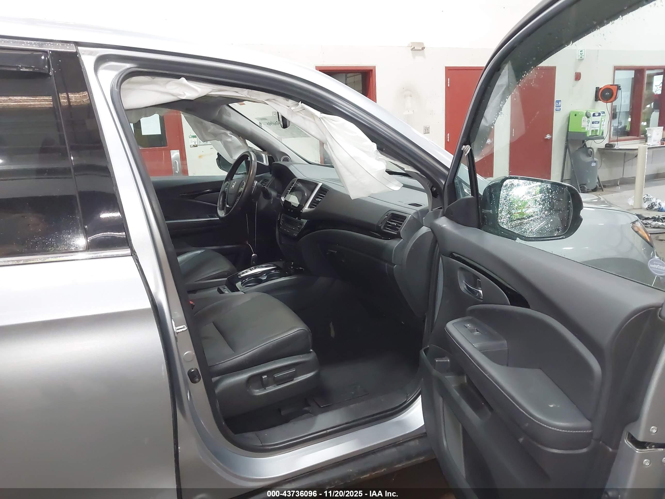 HONDA RIDGELINE image 5
