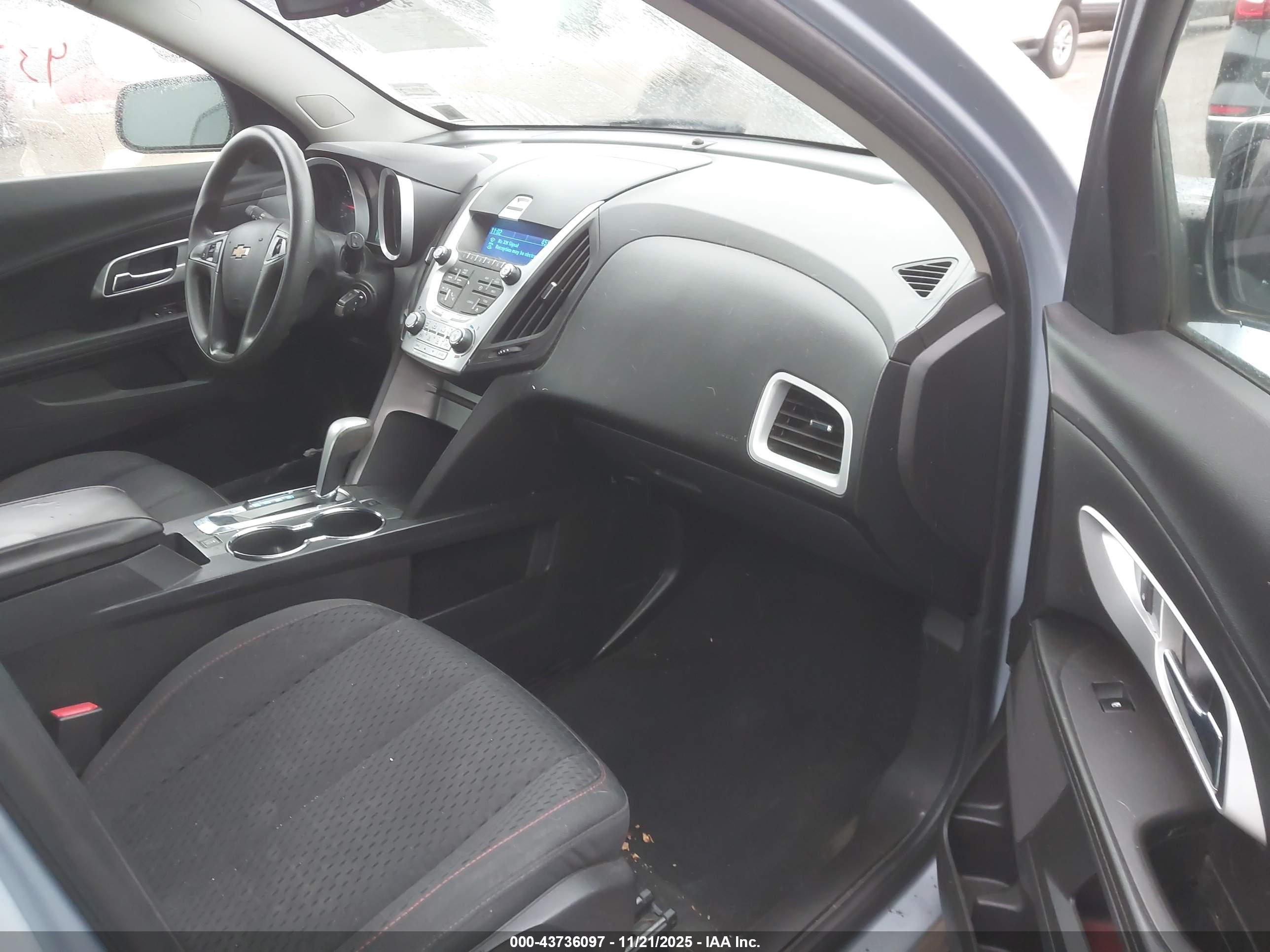 CHEVROLET EQUINOX image 5