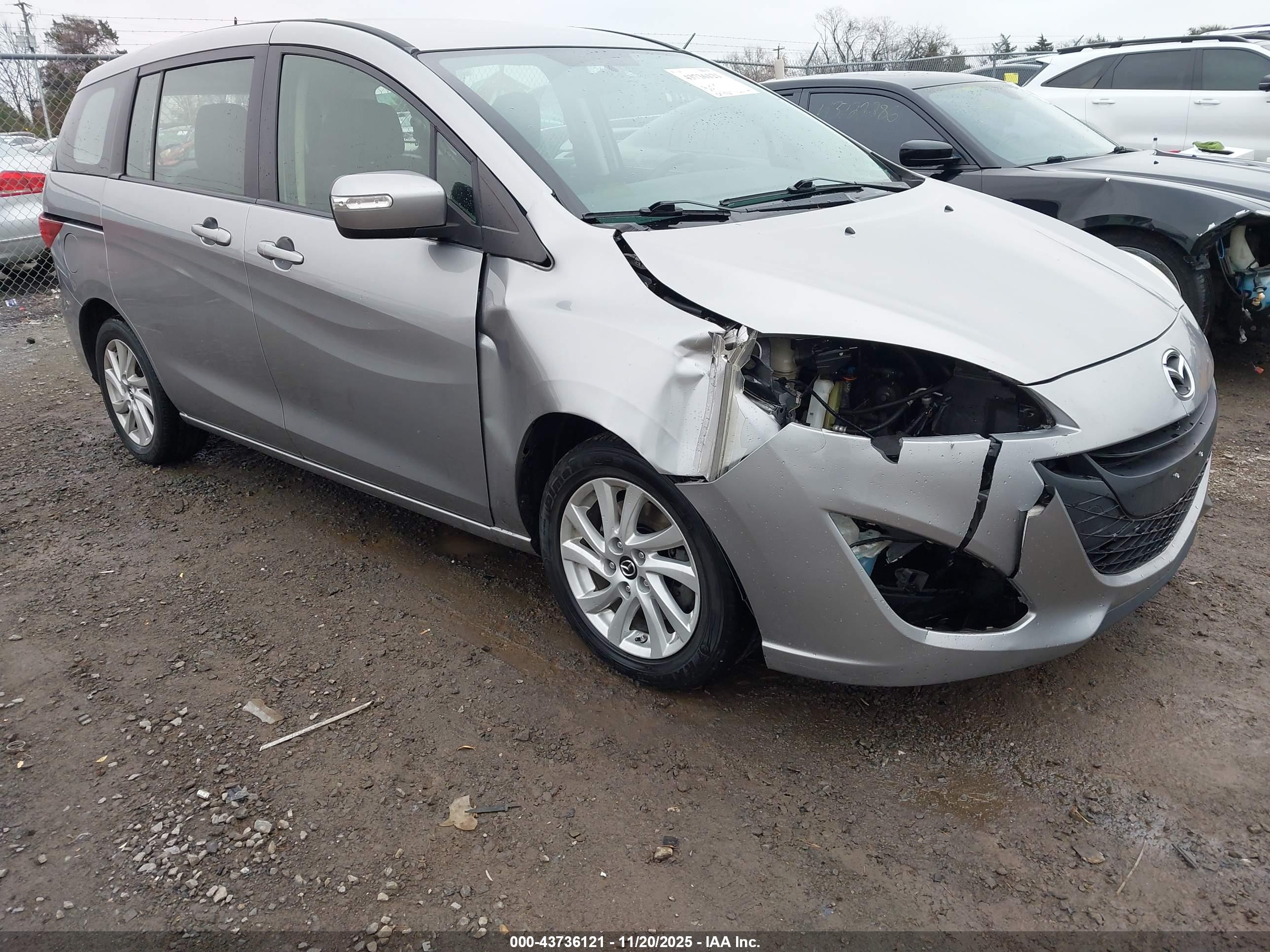 MAZDA MAZDA5 image 6