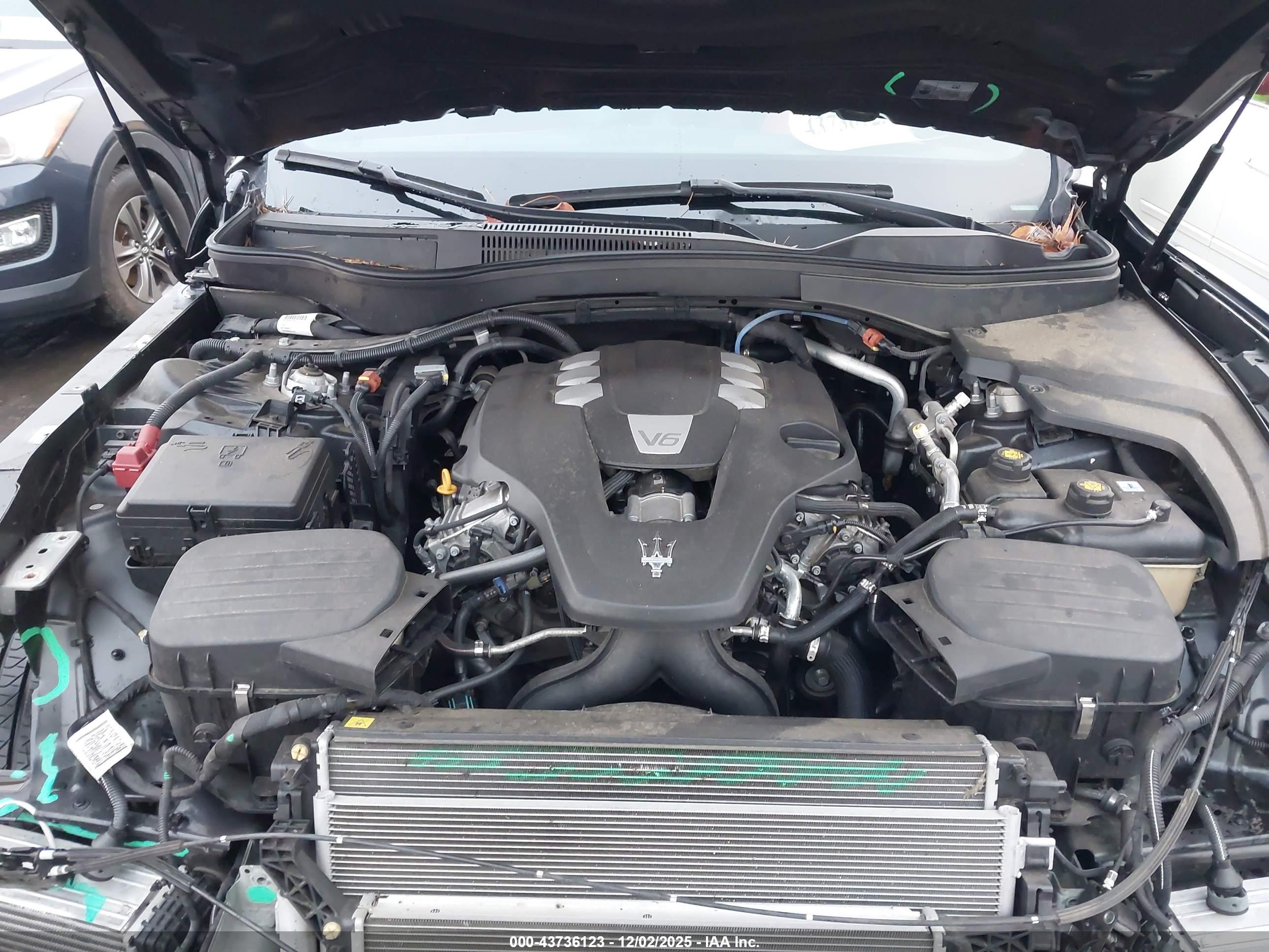 MASERATI LEVANTE image 10