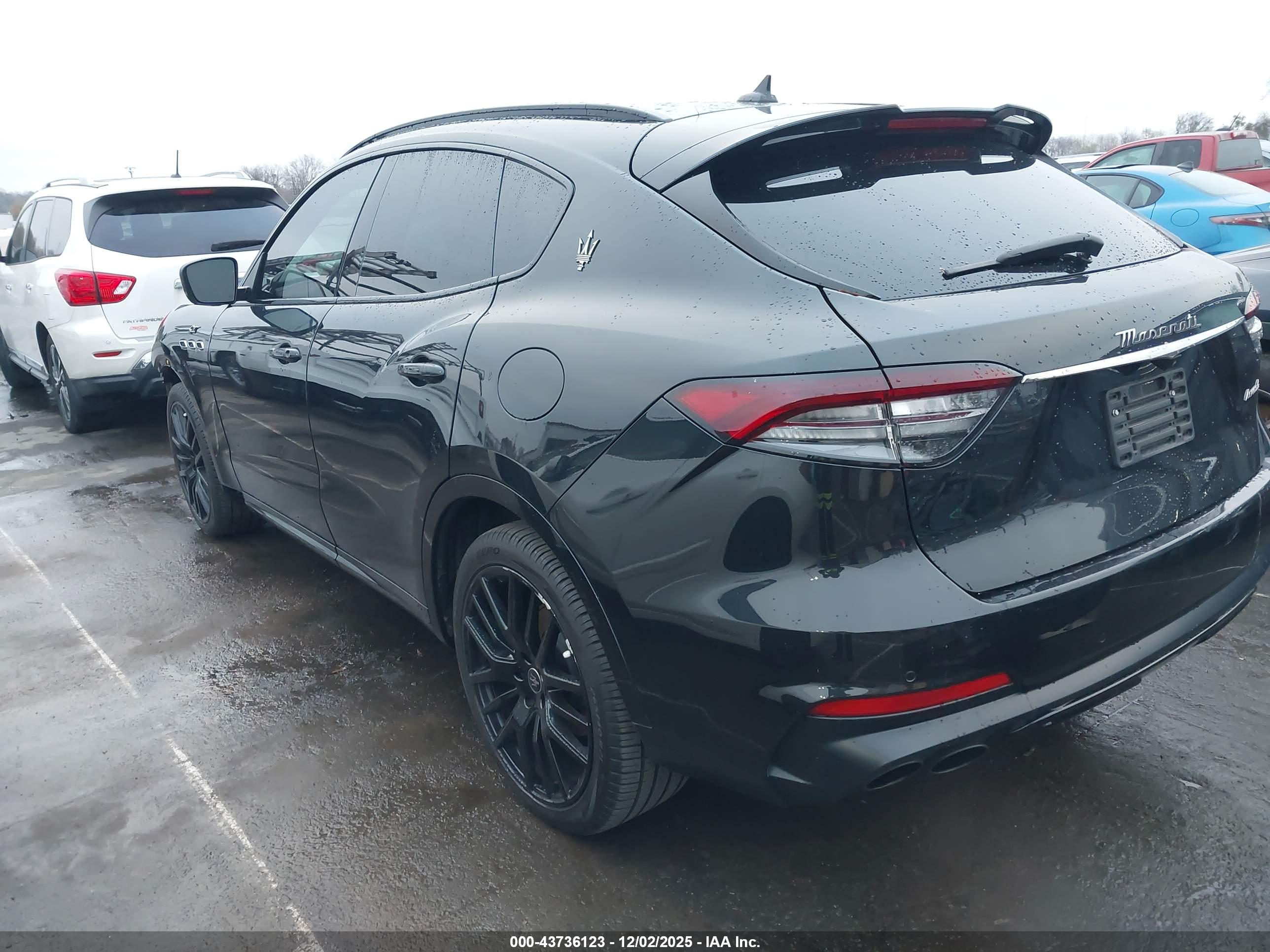 MASERATI LEVANTE image 3