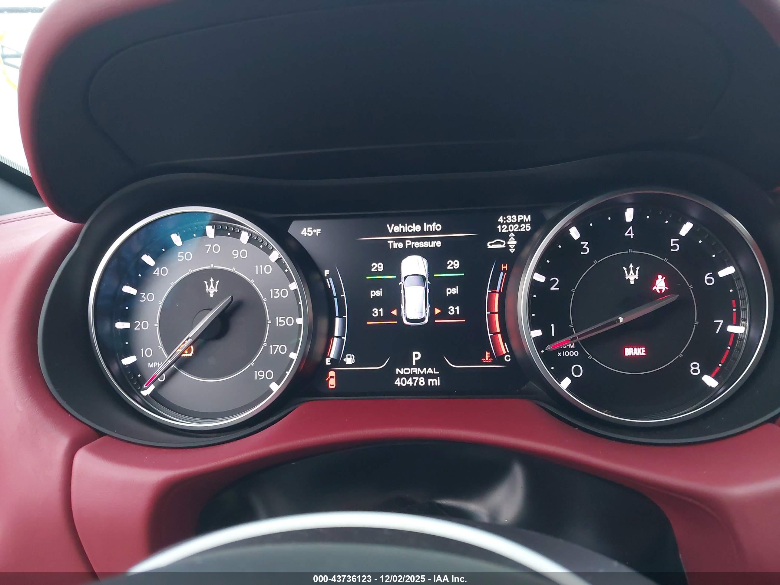 MASERATI LEVANTE image 7