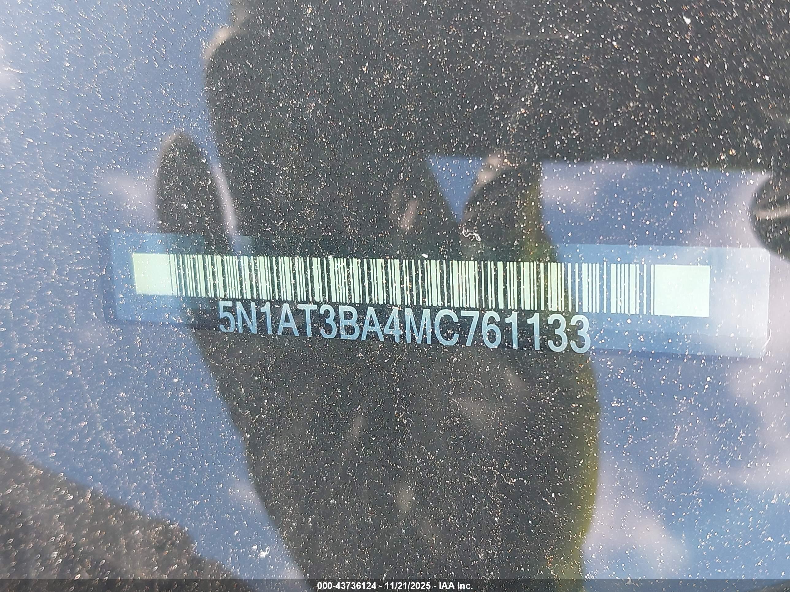NISSAN ROGUE image 9