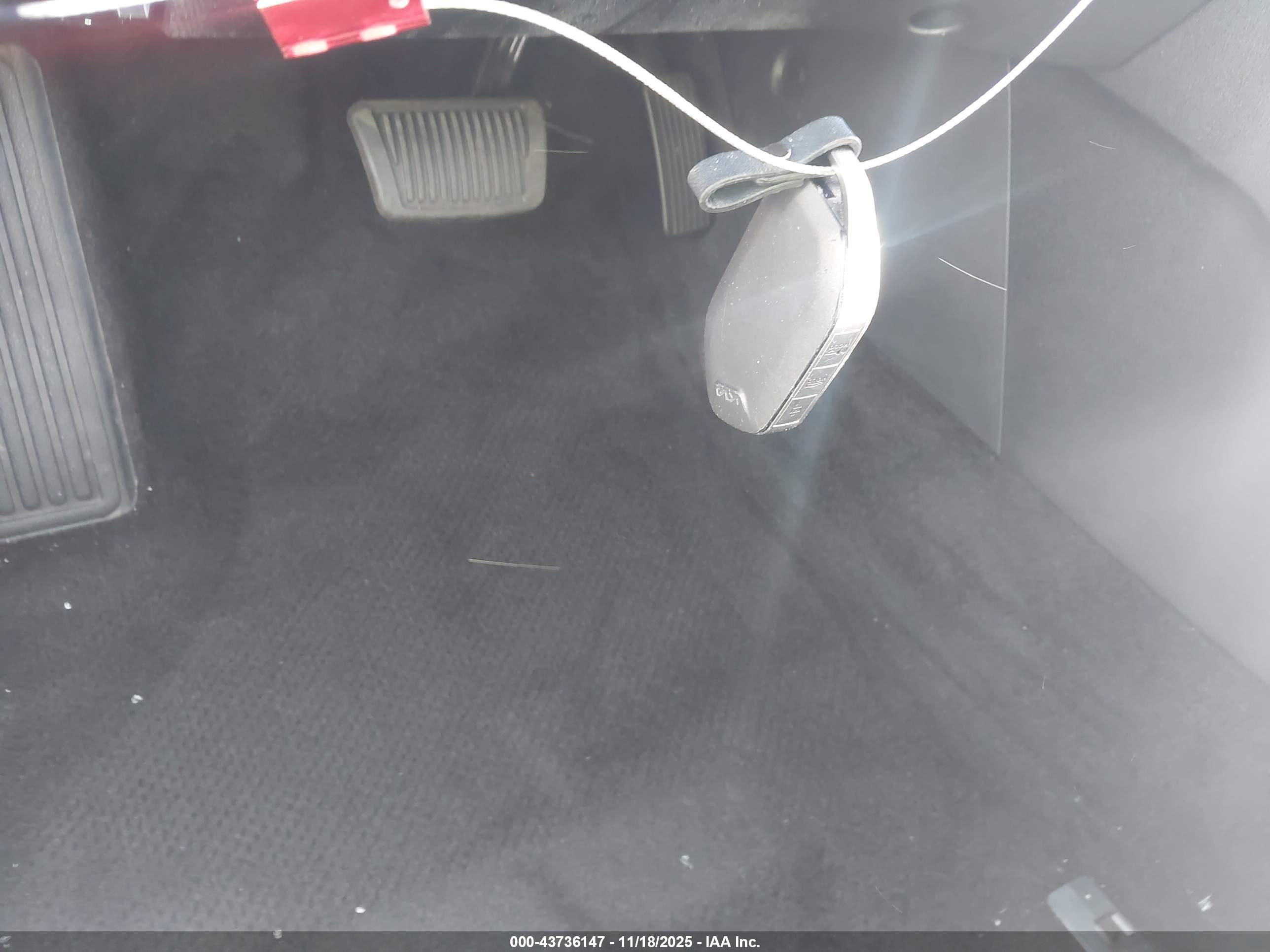 KIA K4 image 11