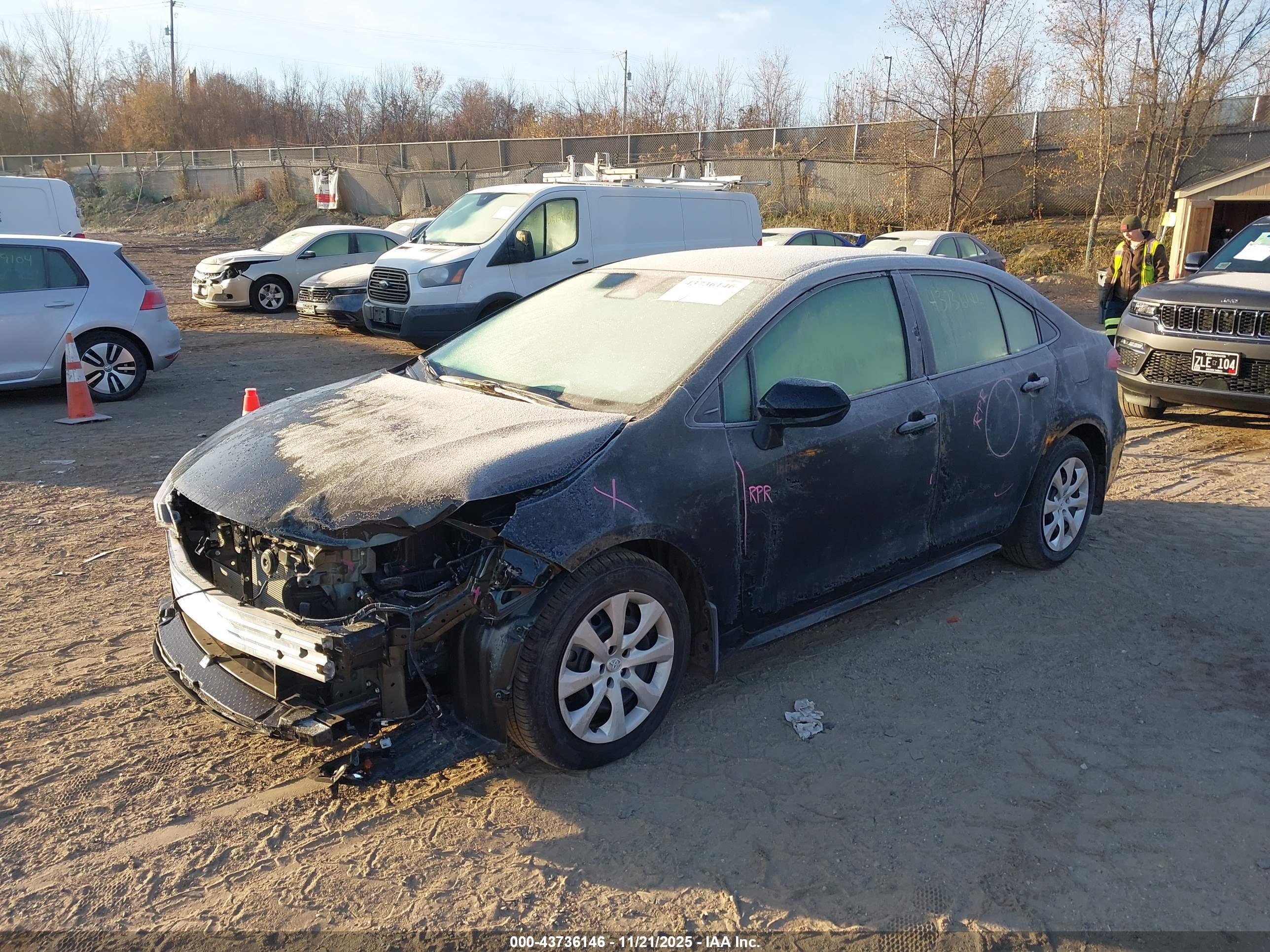 TOYOTA COROLLA image 2