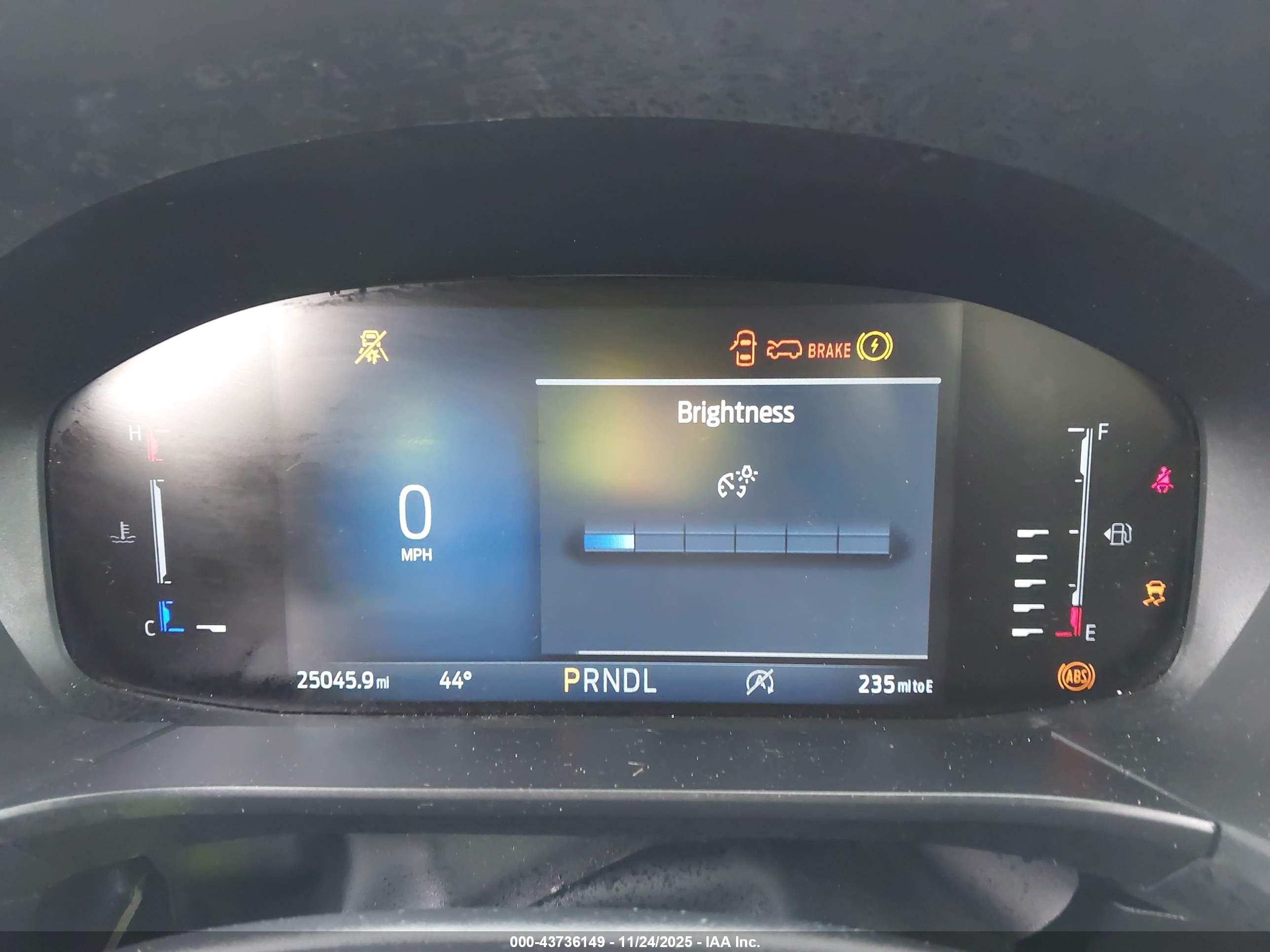 FORD ESCAPE image 7