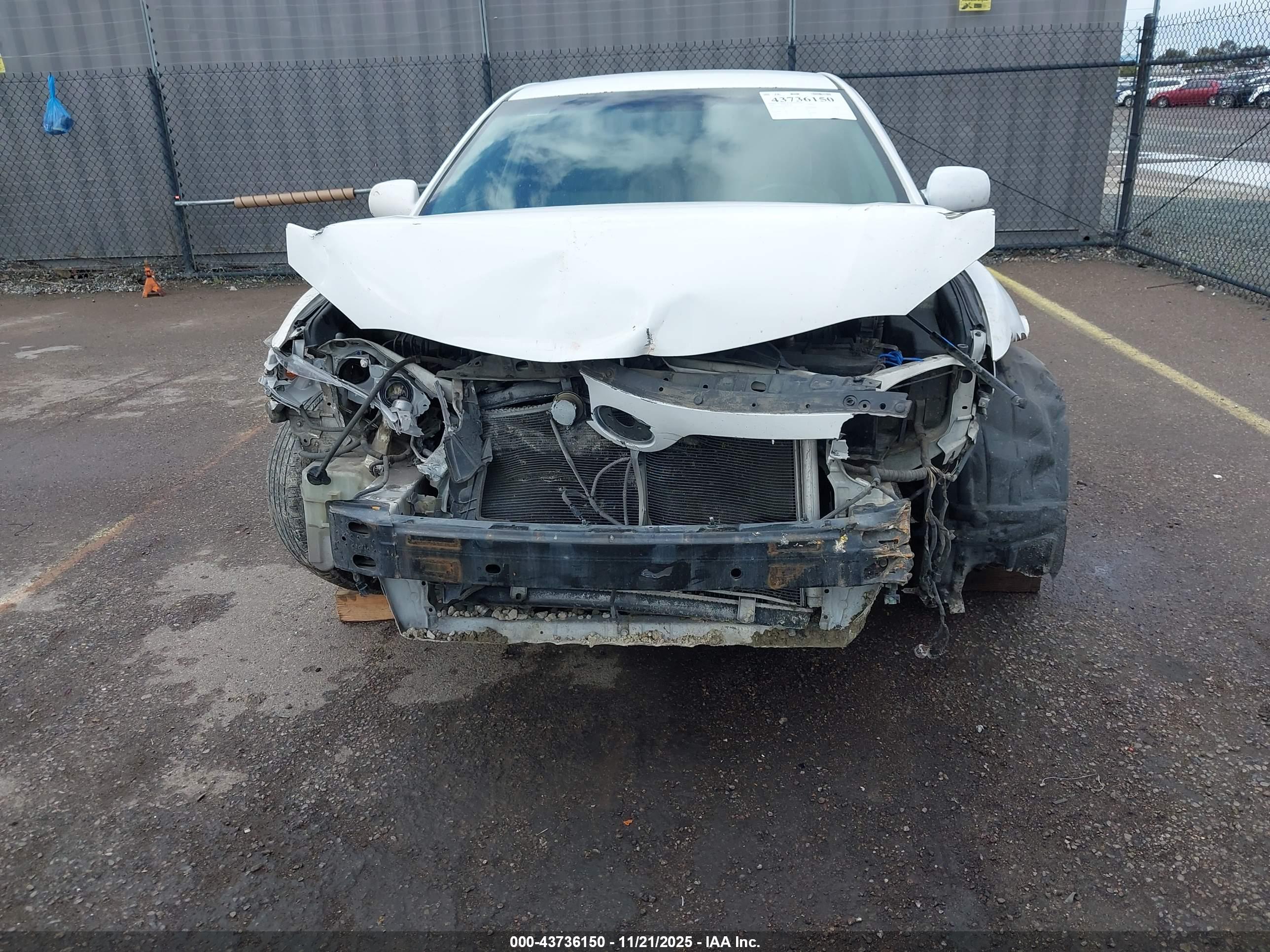TOYOTA CAMRY image 6