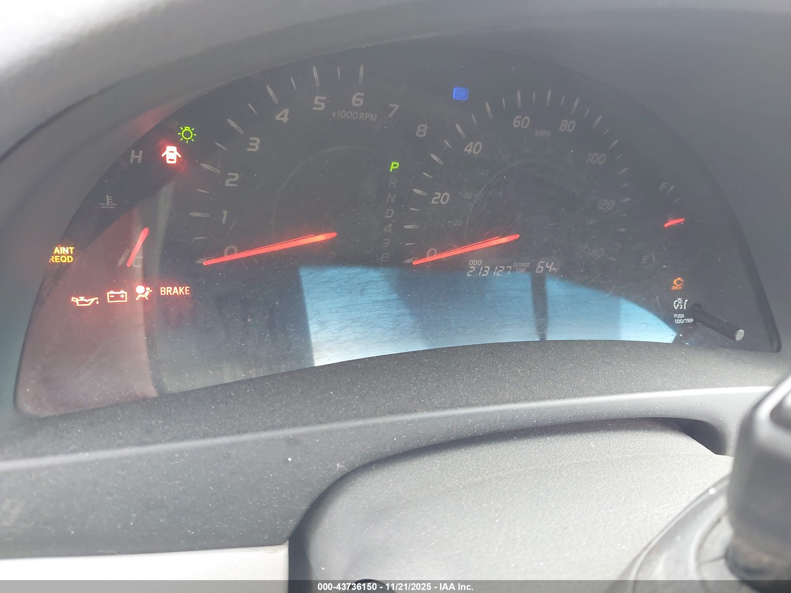 TOYOTA CAMRY image 7