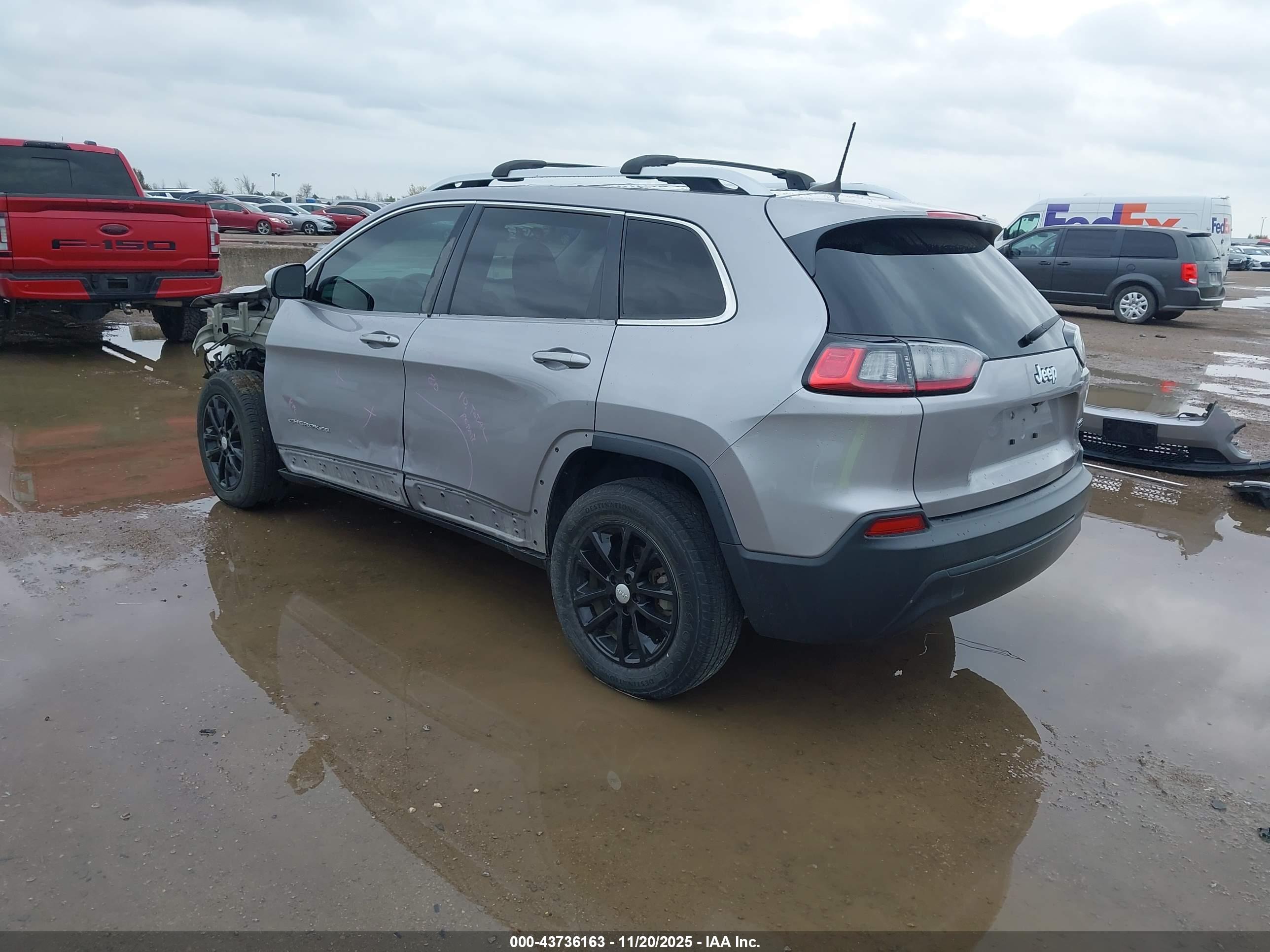 JEEP CHEROKEE image 3