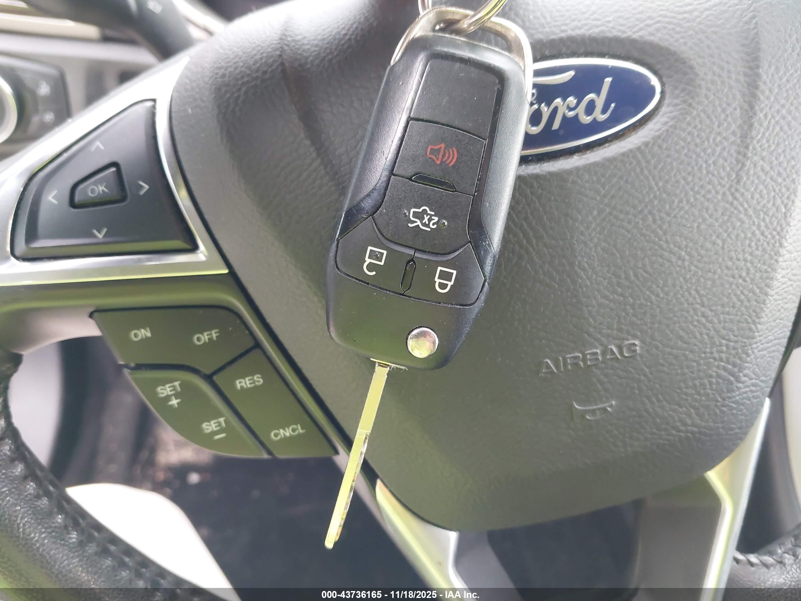 FORD FUSION image 11