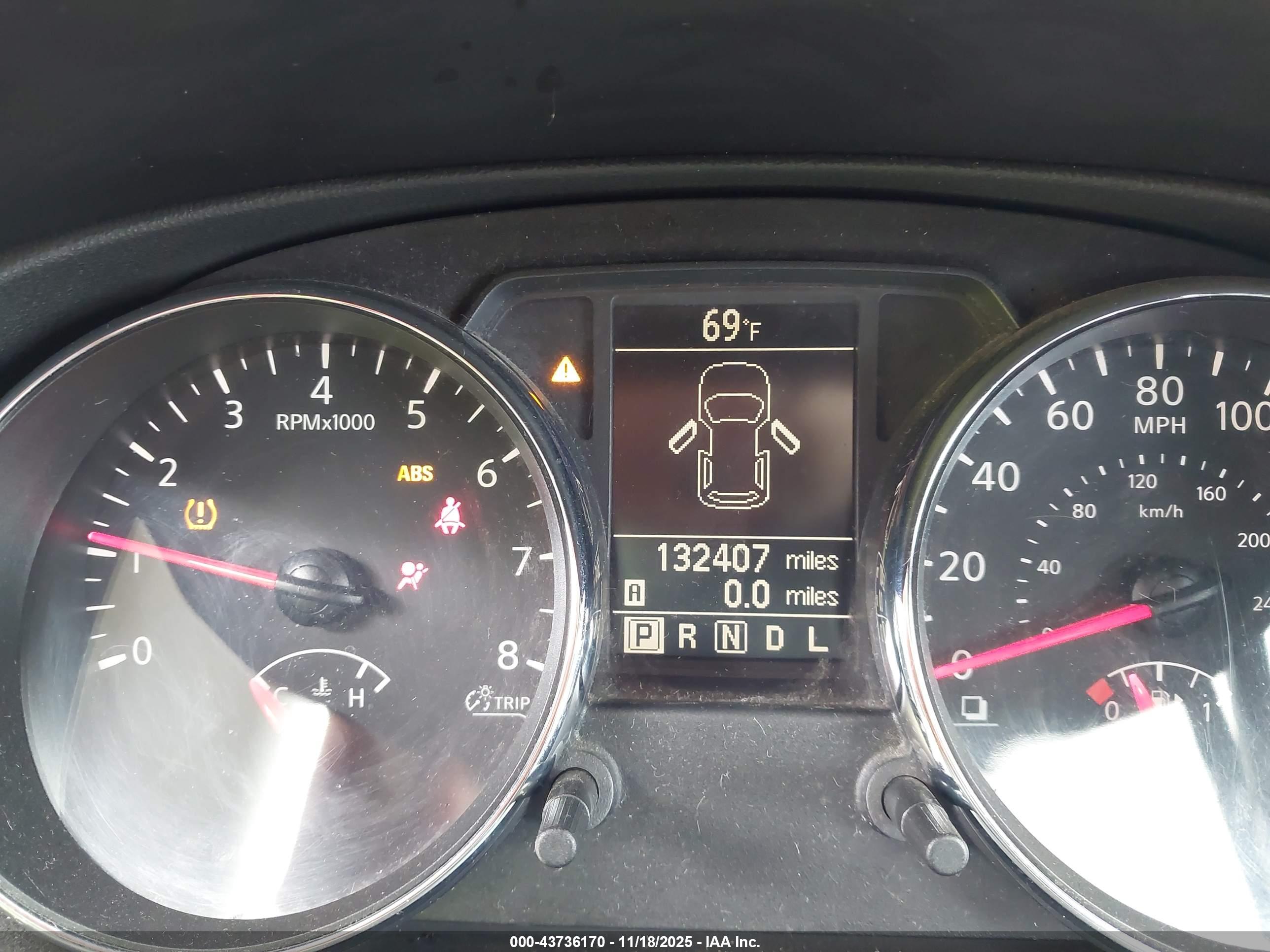 NISSAN ROGUE image 7