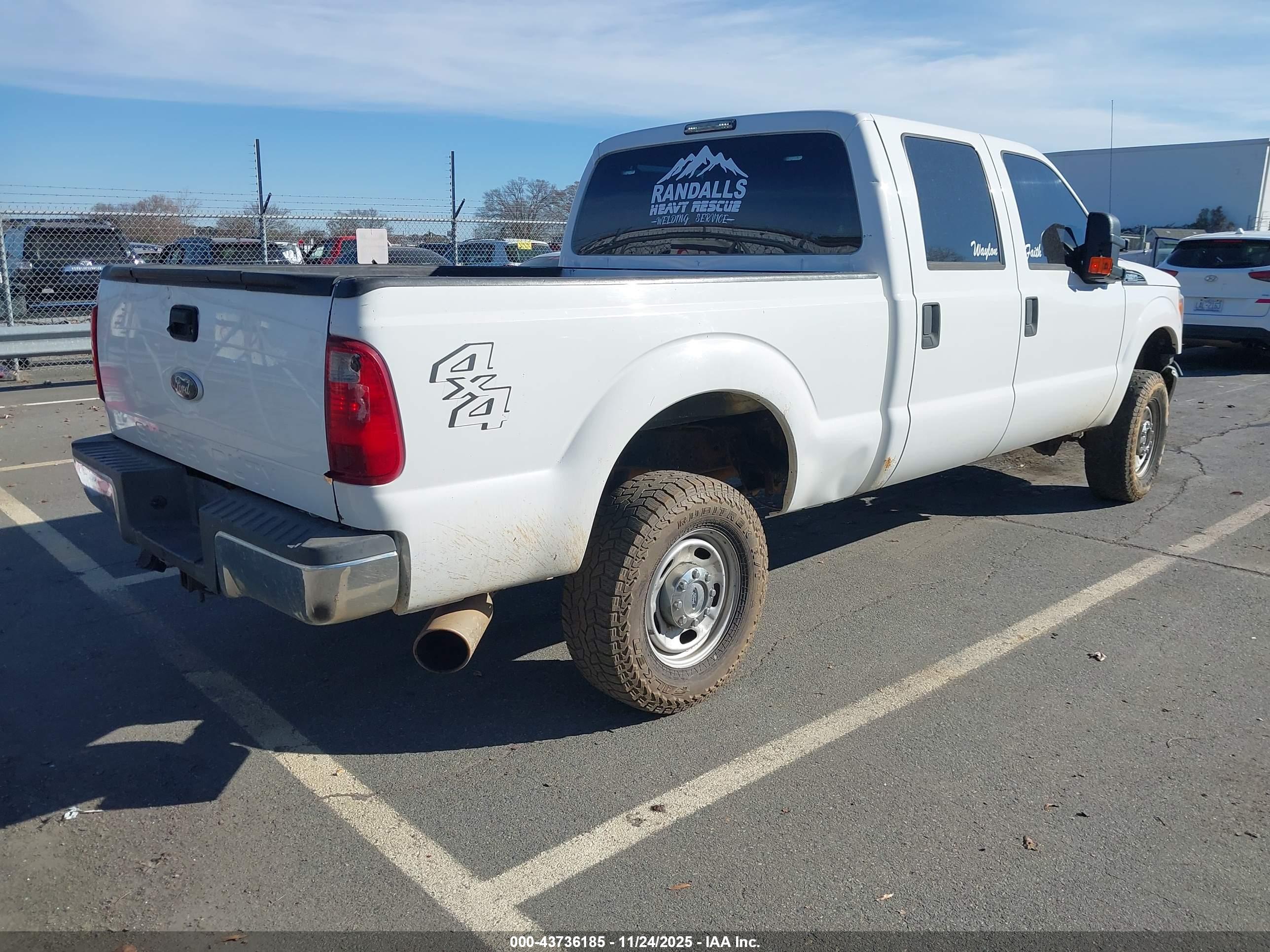 FORD F-250 image 4