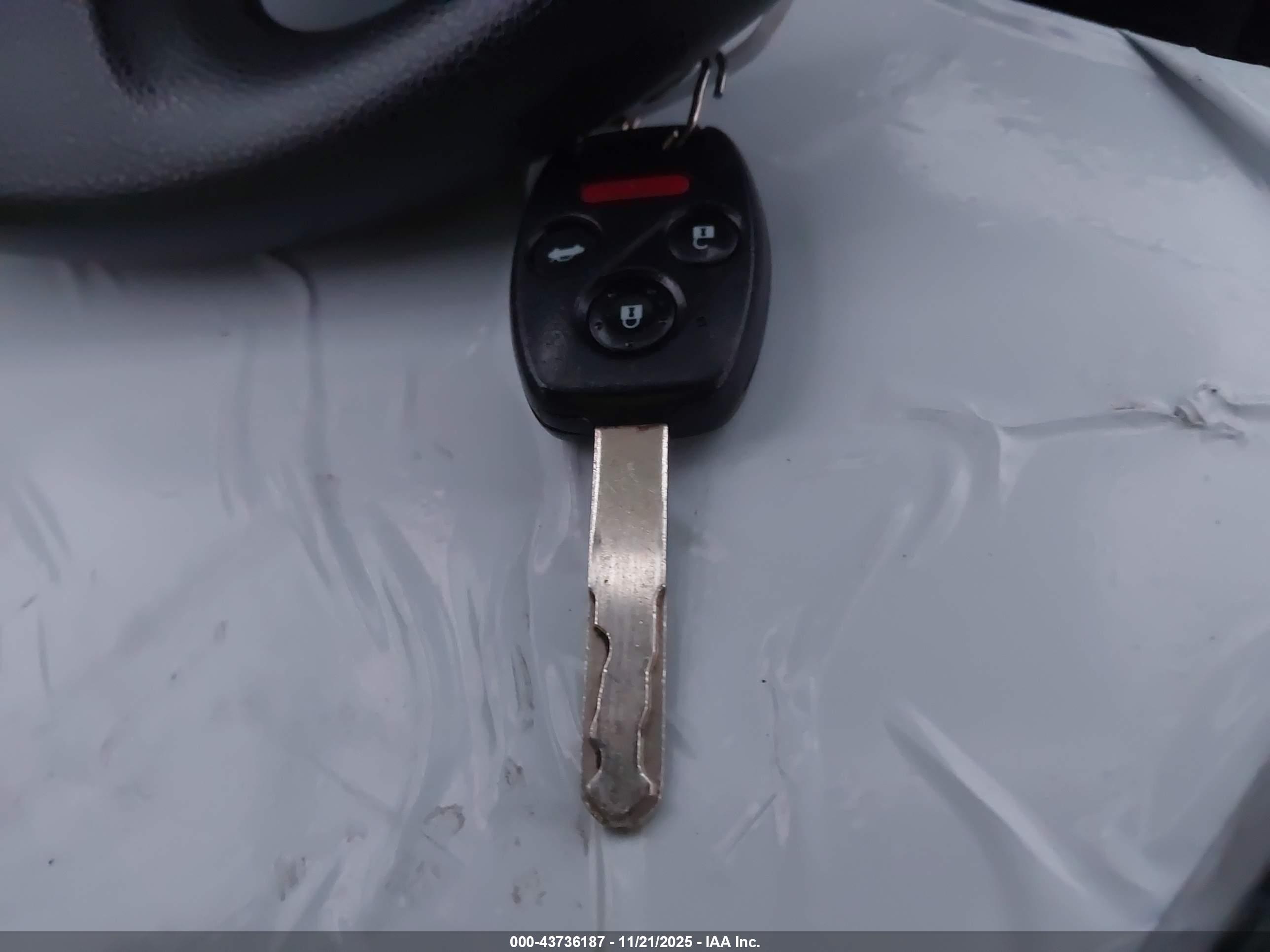 HONDA CIVIC image 11