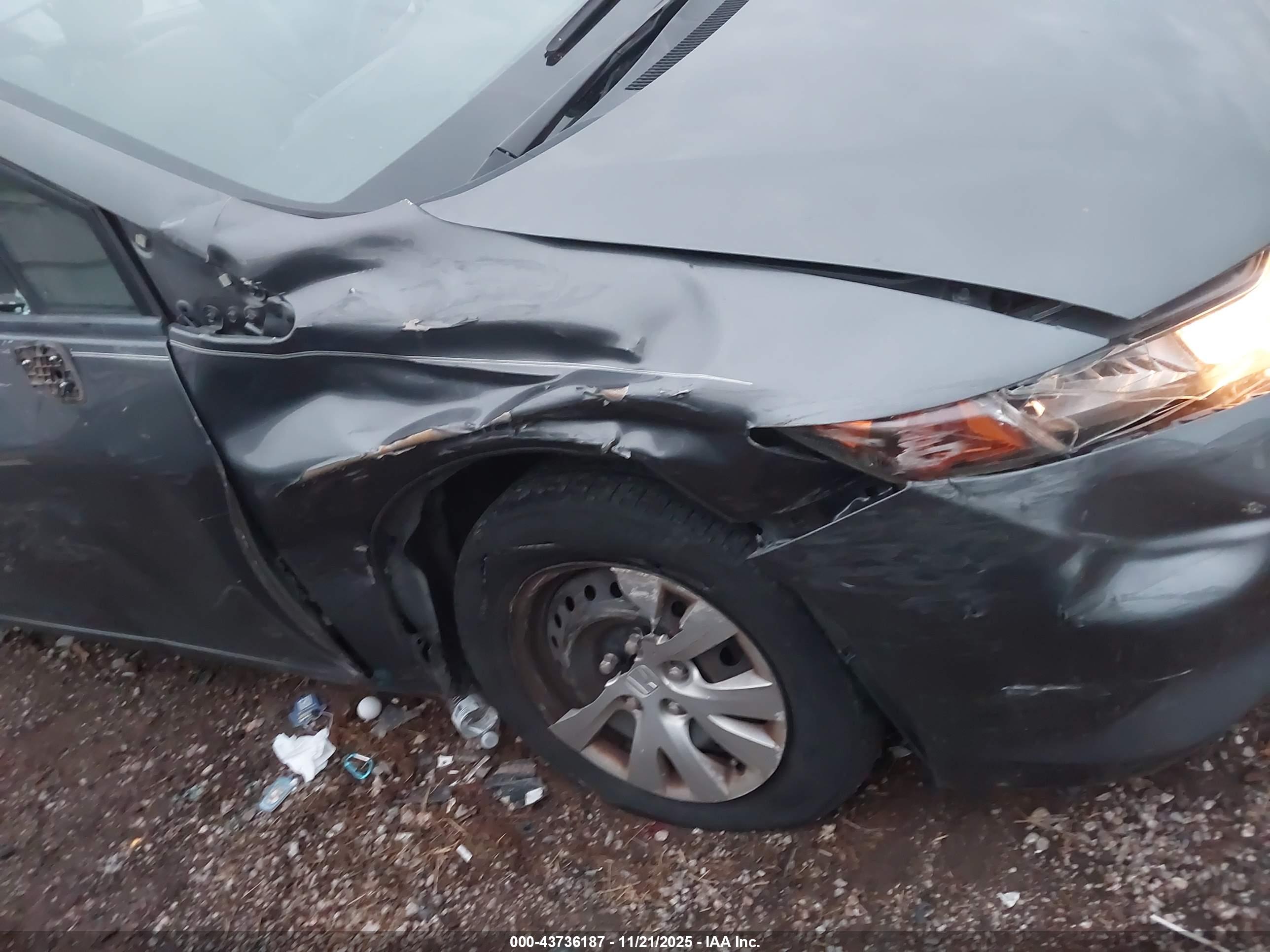 HONDA CIVIC image 6