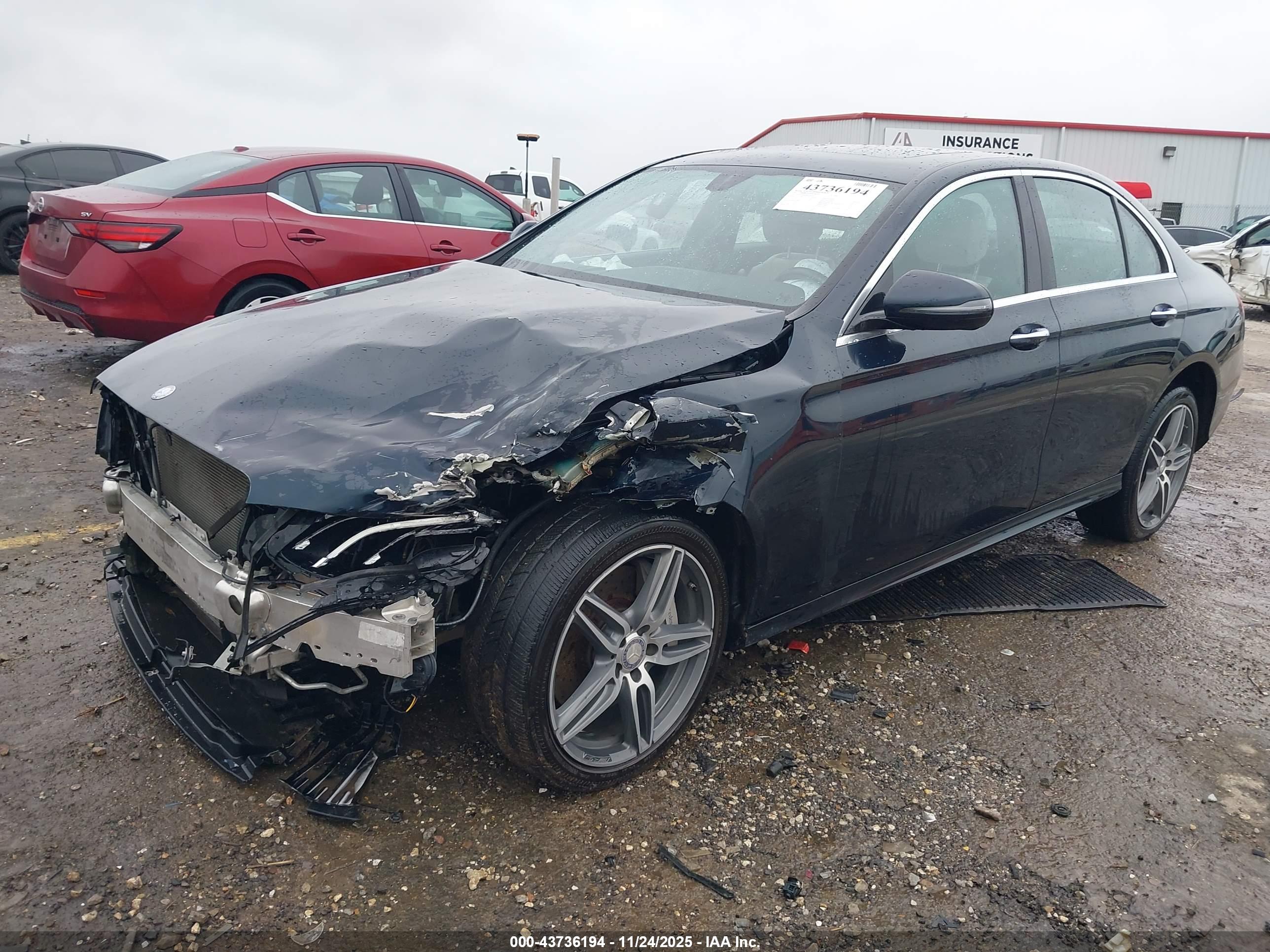 MERCEDES-BENZ E image 2