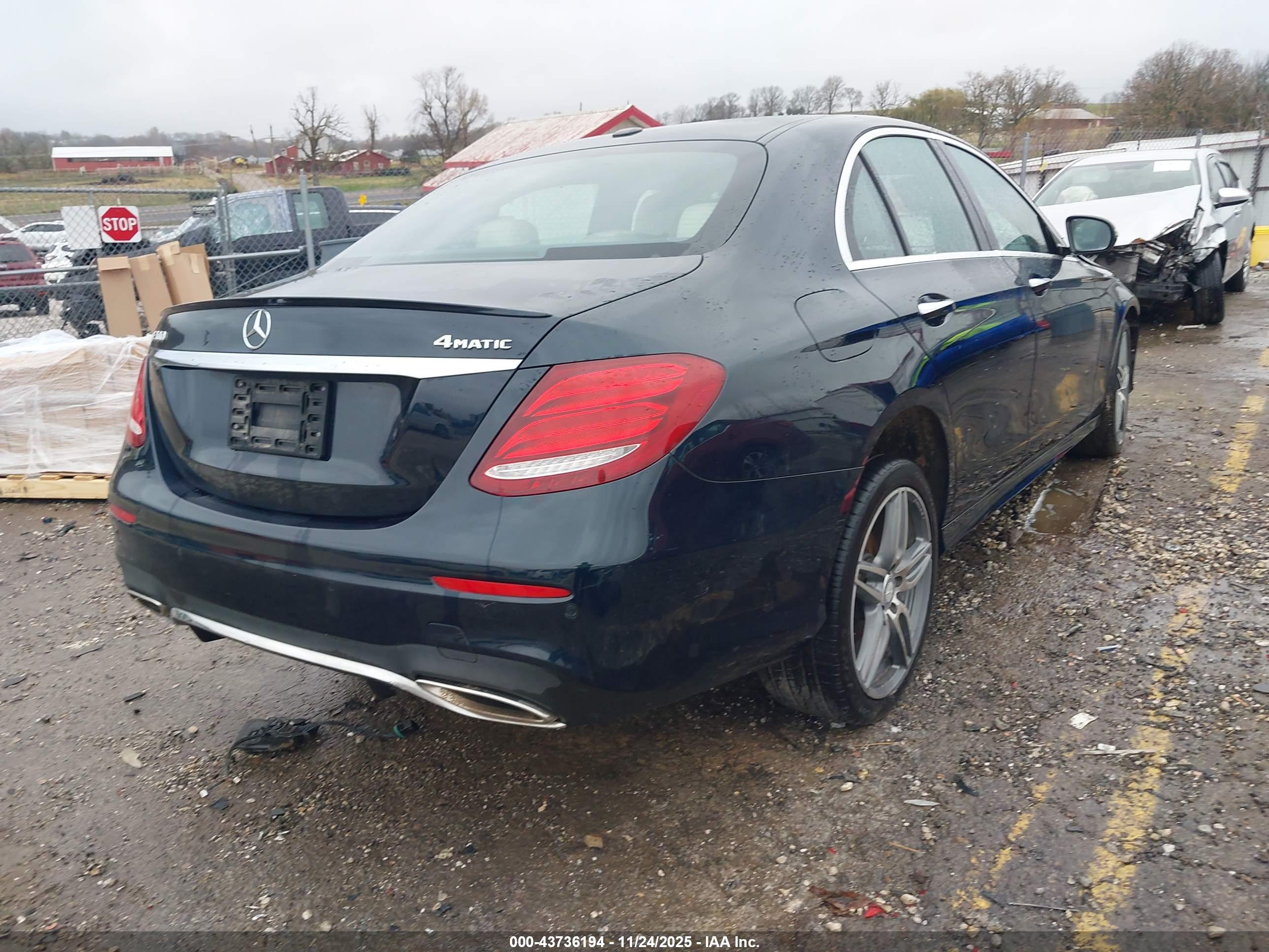 MERCEDES-BENZ E image 4