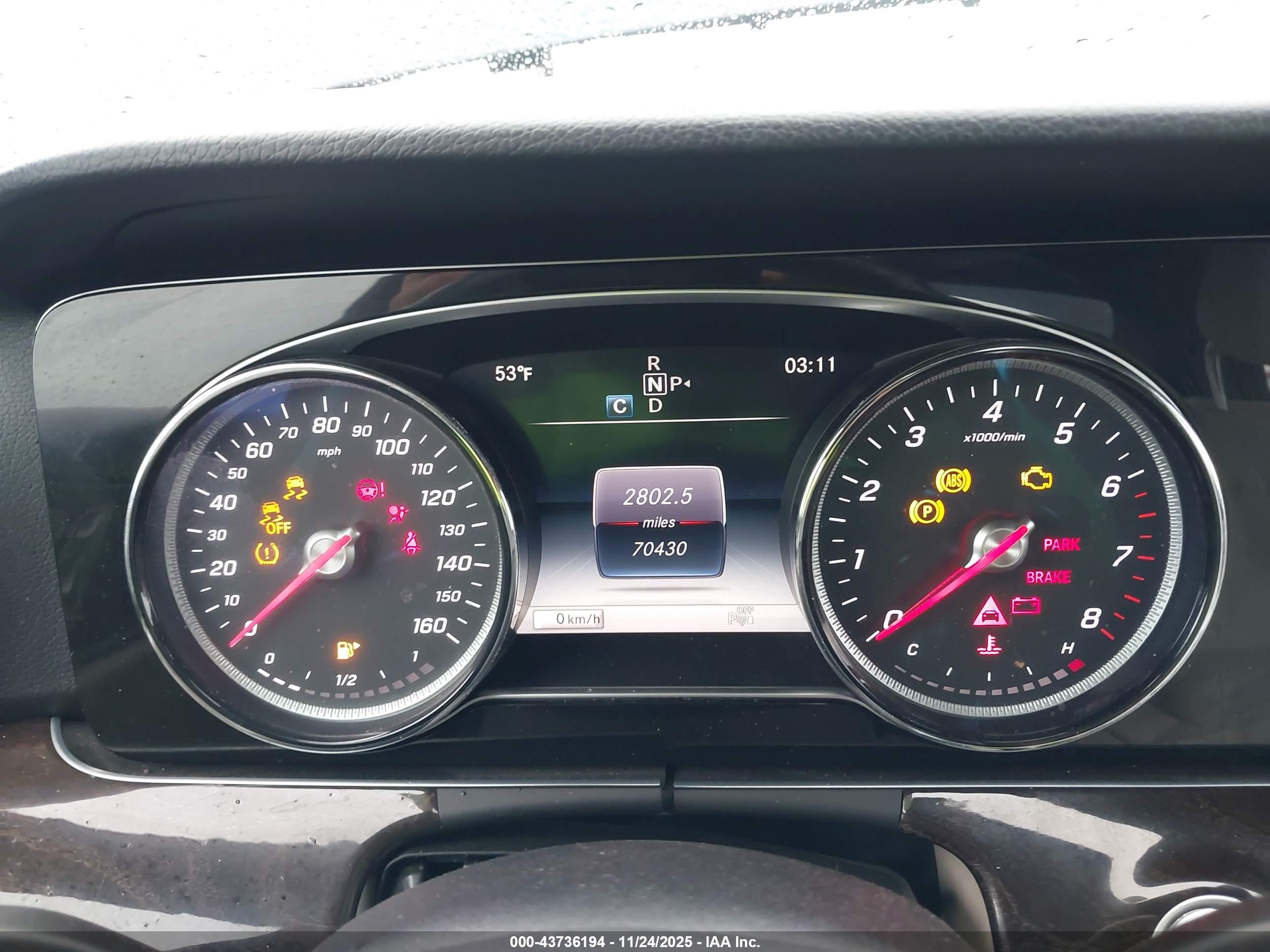 MERCEDES-BENZ E image 7