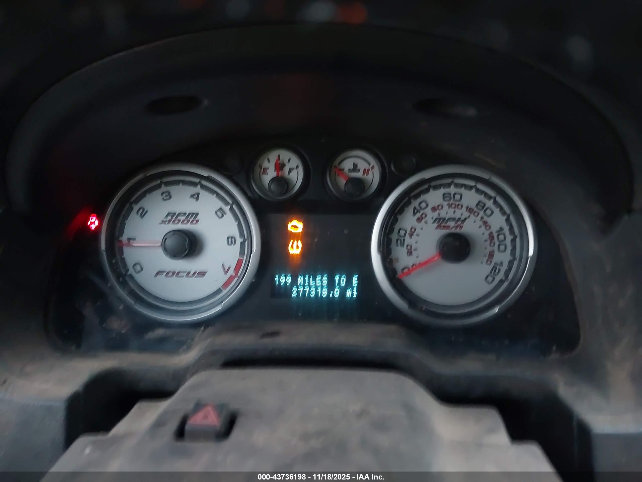 FORD FOCUS image 7