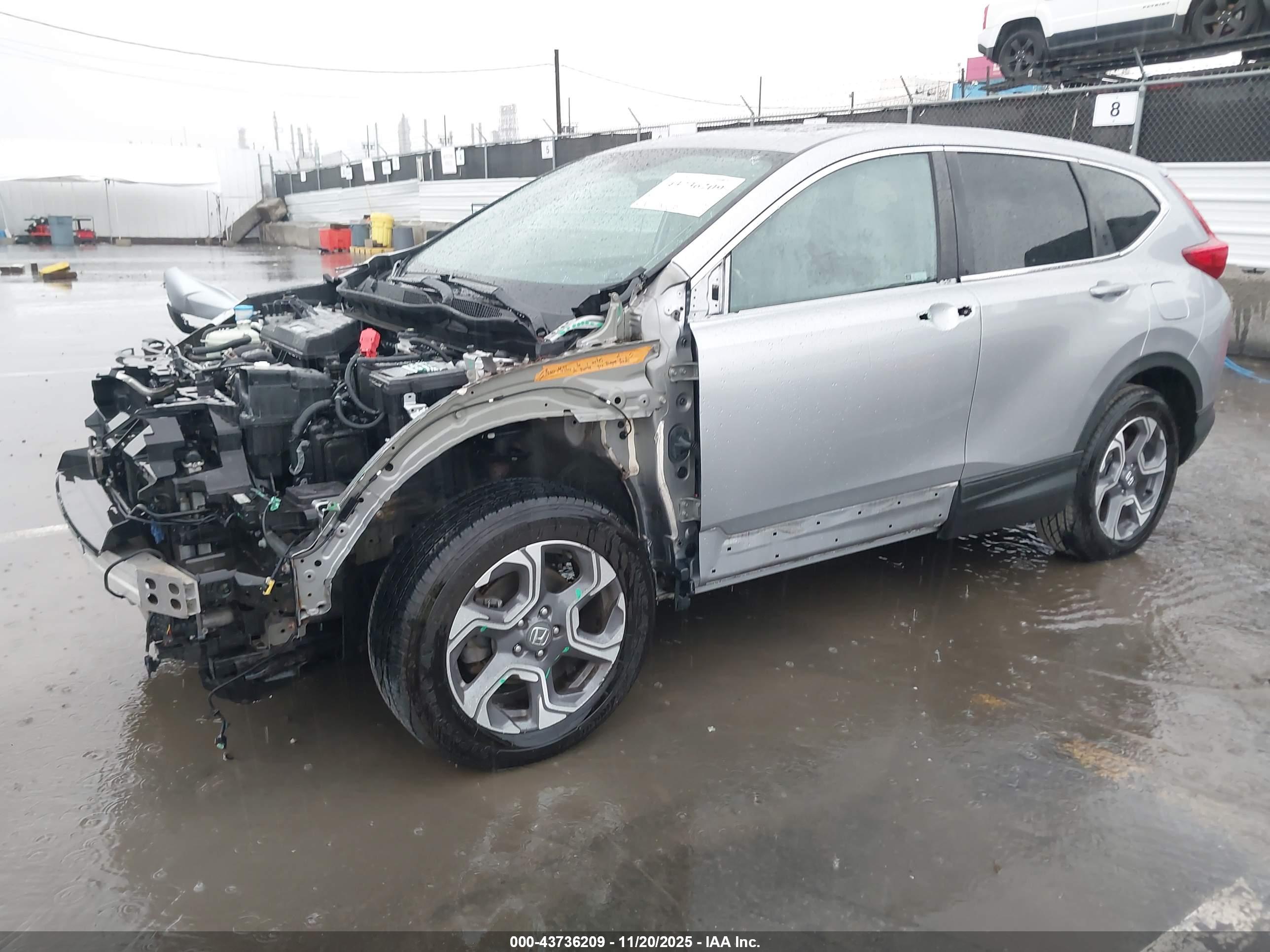 HONDA CR-V image 2