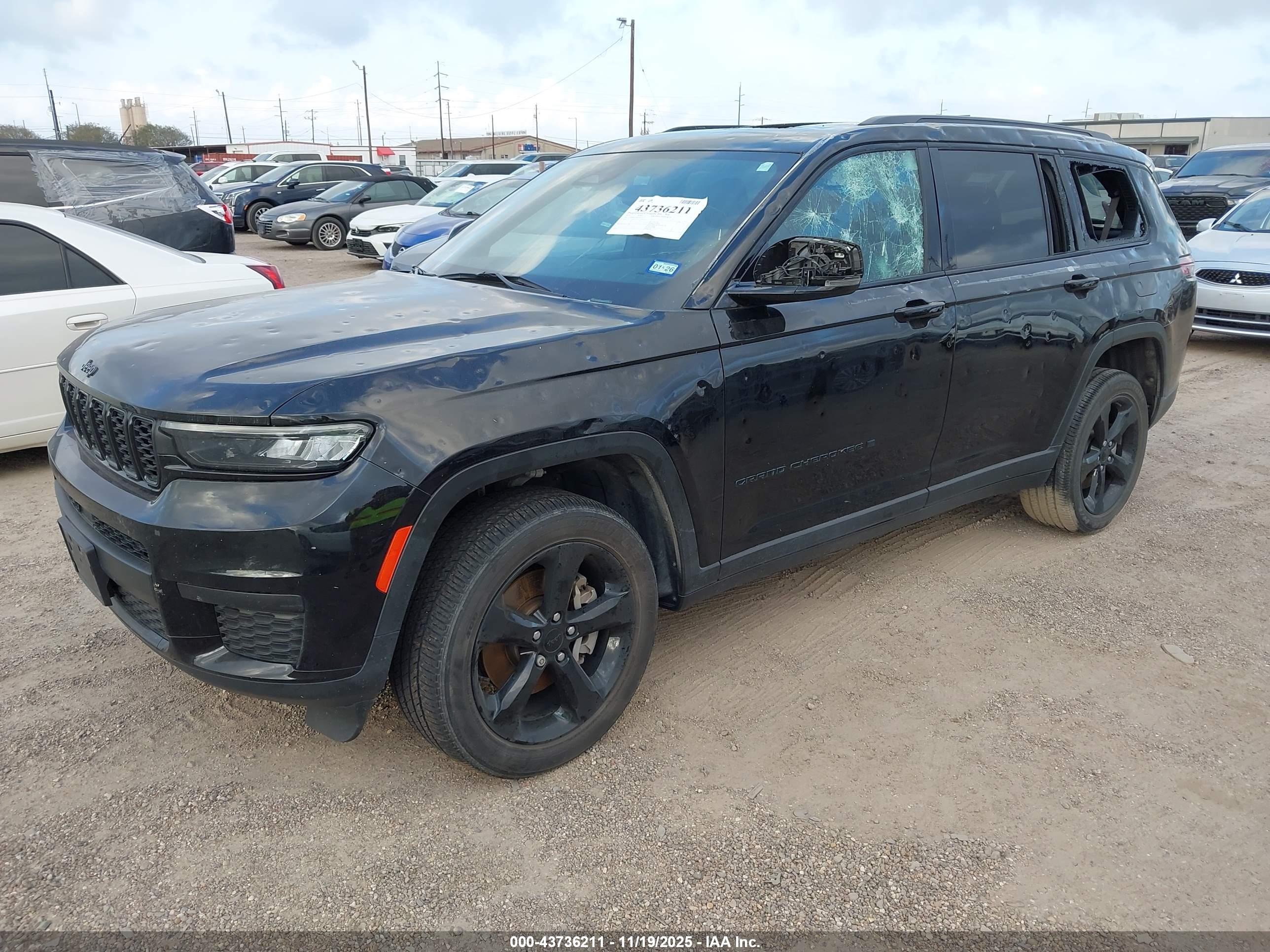 JEEP GRAND image 2