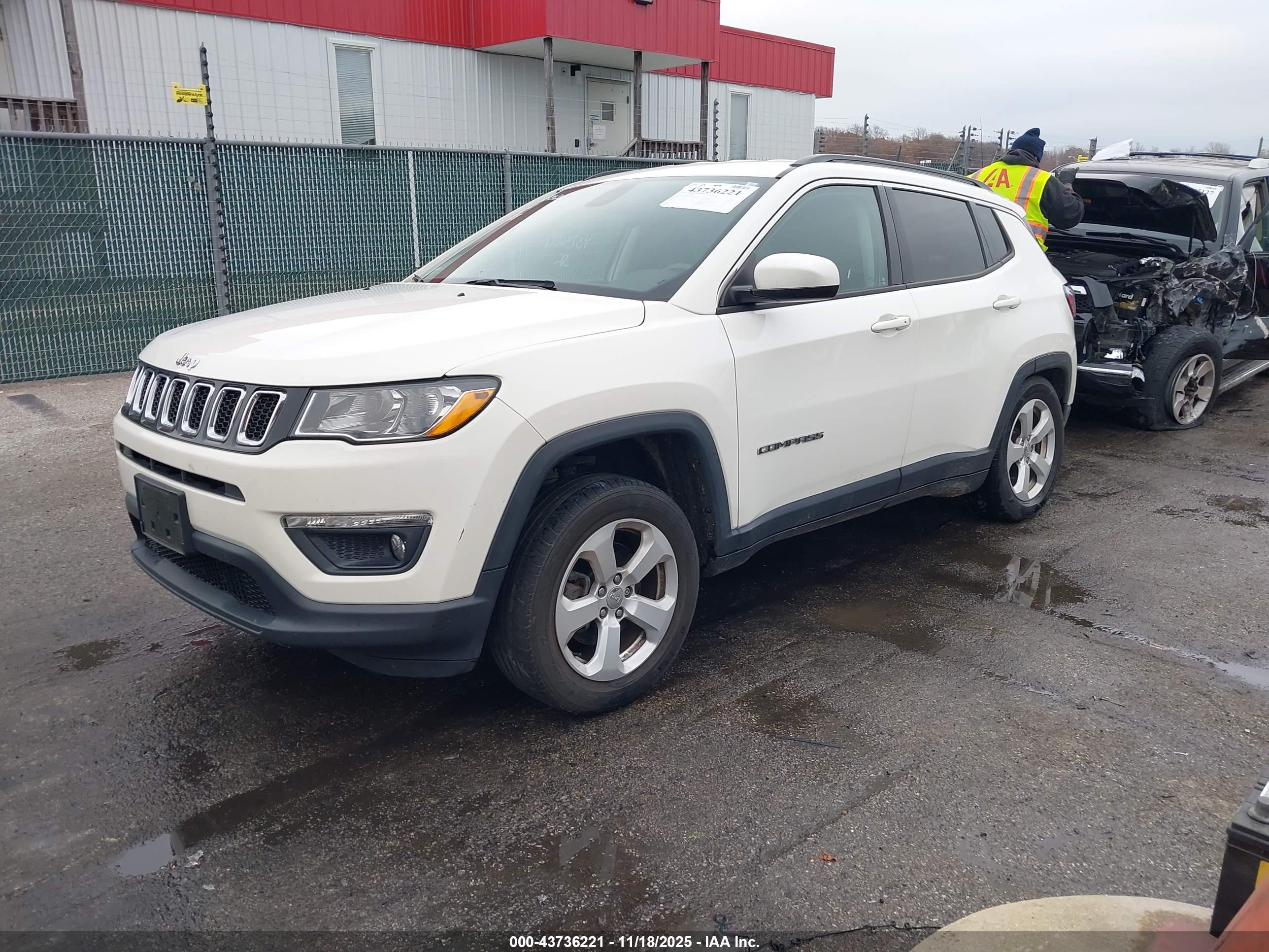JEEP COMPASS image 2