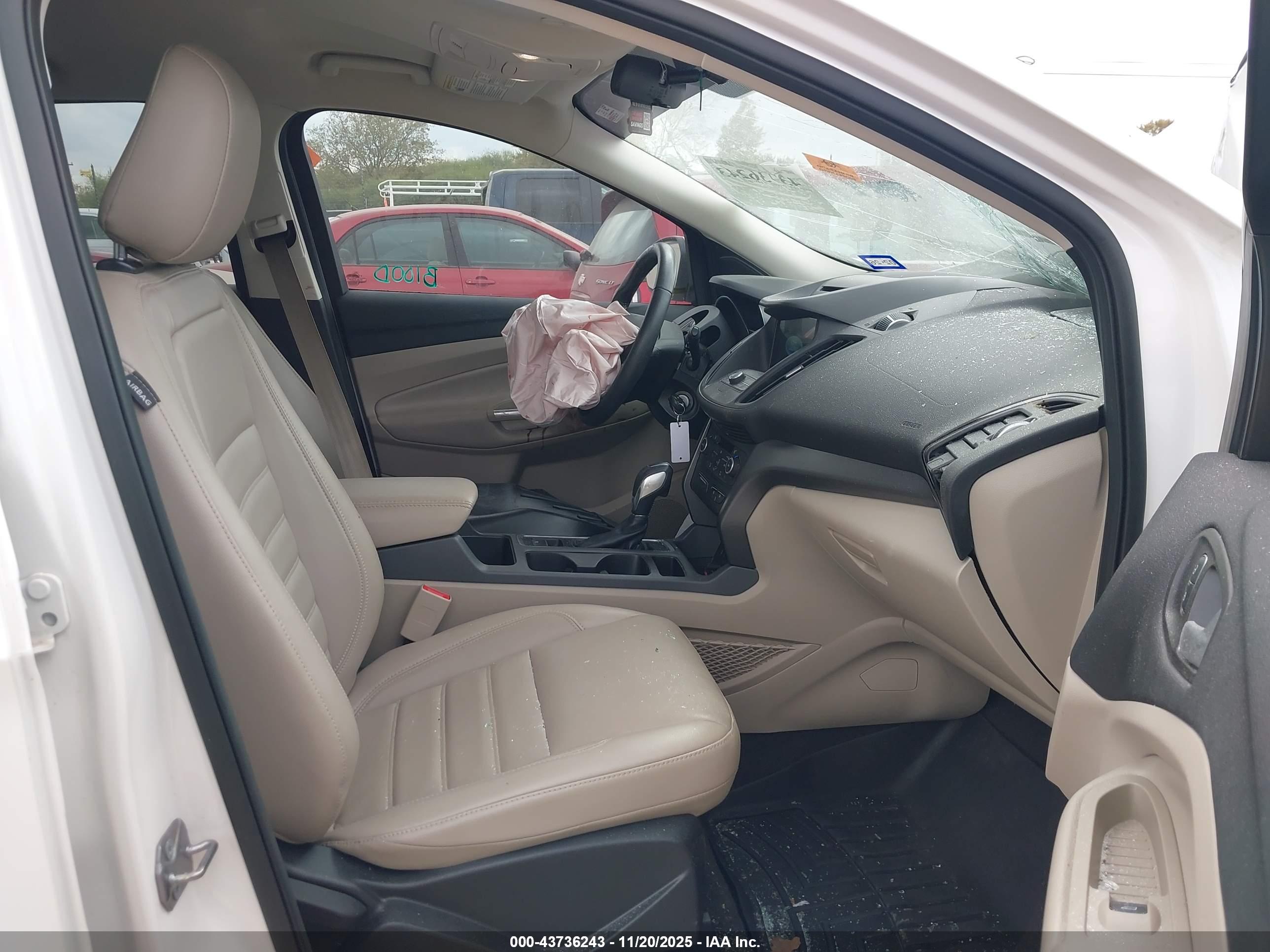 FORD ESCAPE image 5