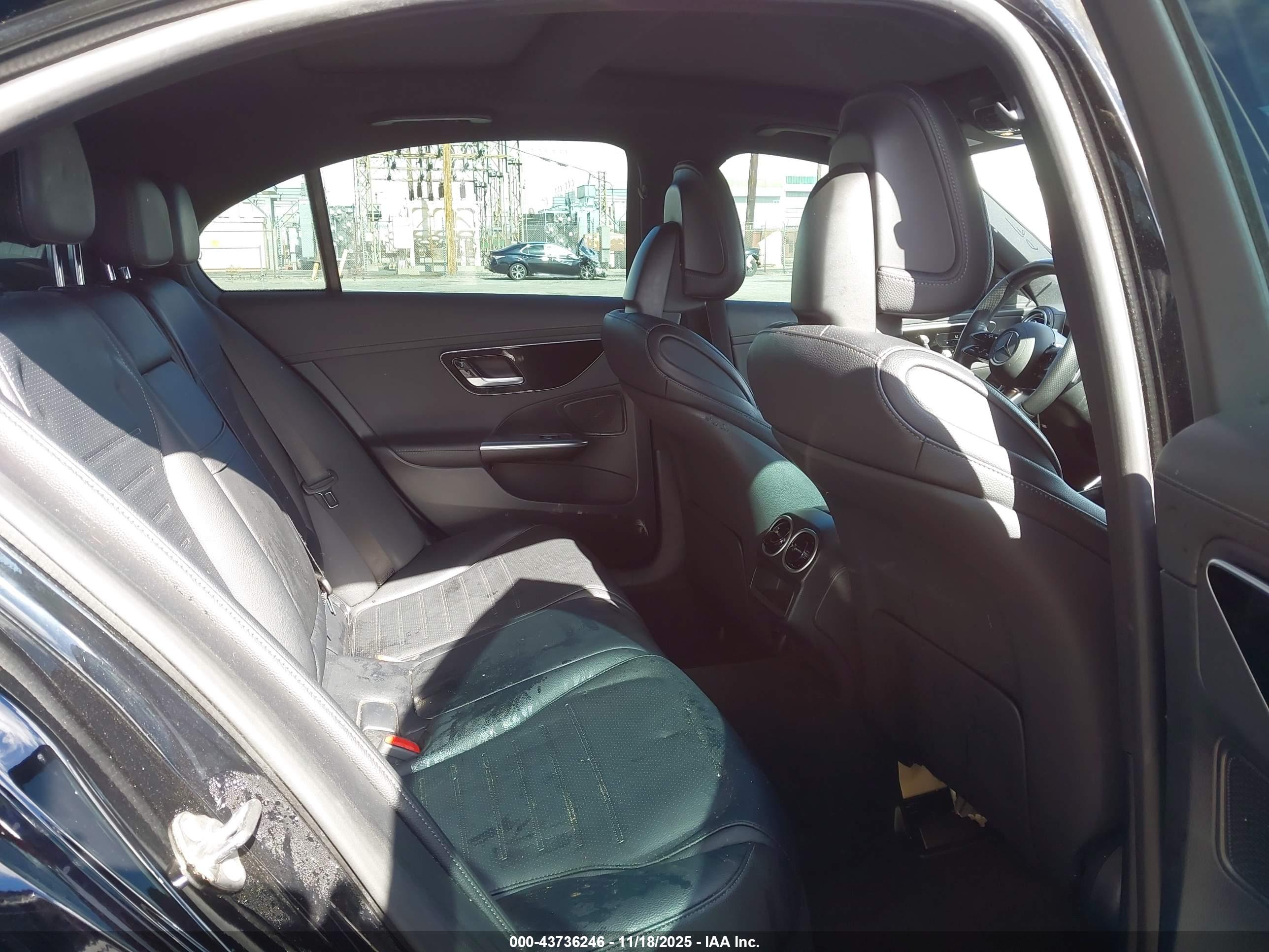 MERCEDES-BENZ C image 8