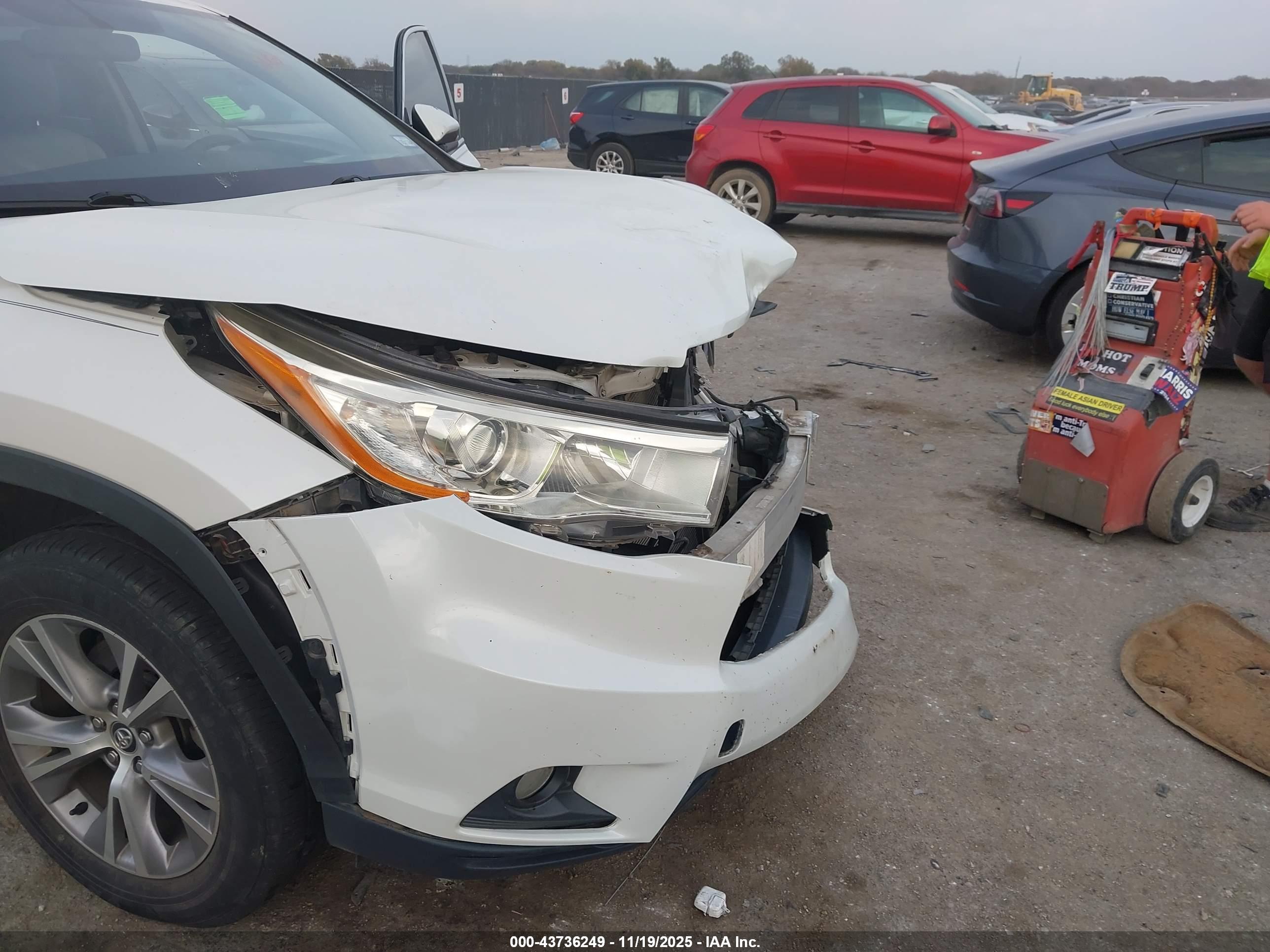 TOYOTA HIGHLANDER image 6