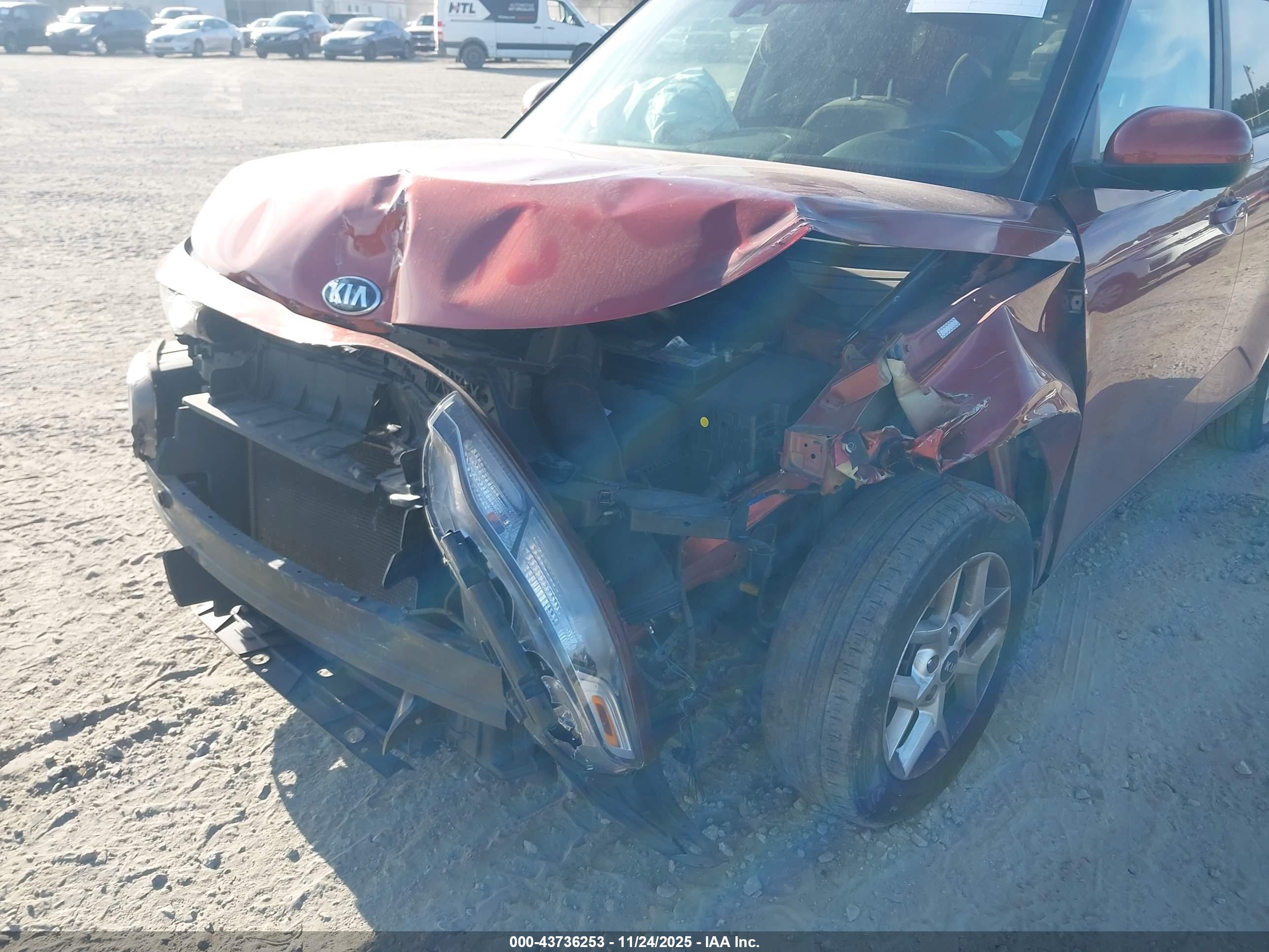 KIA SOUL image 6