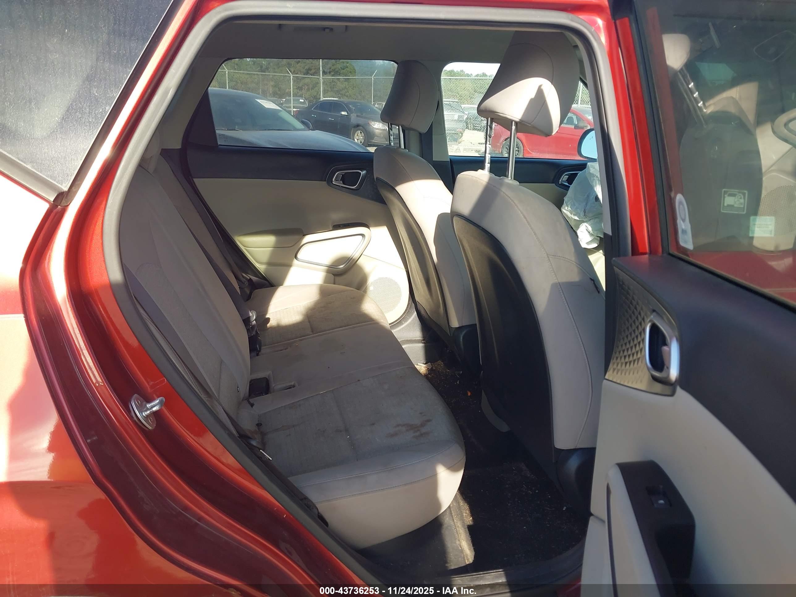 KIA SOUL image 8