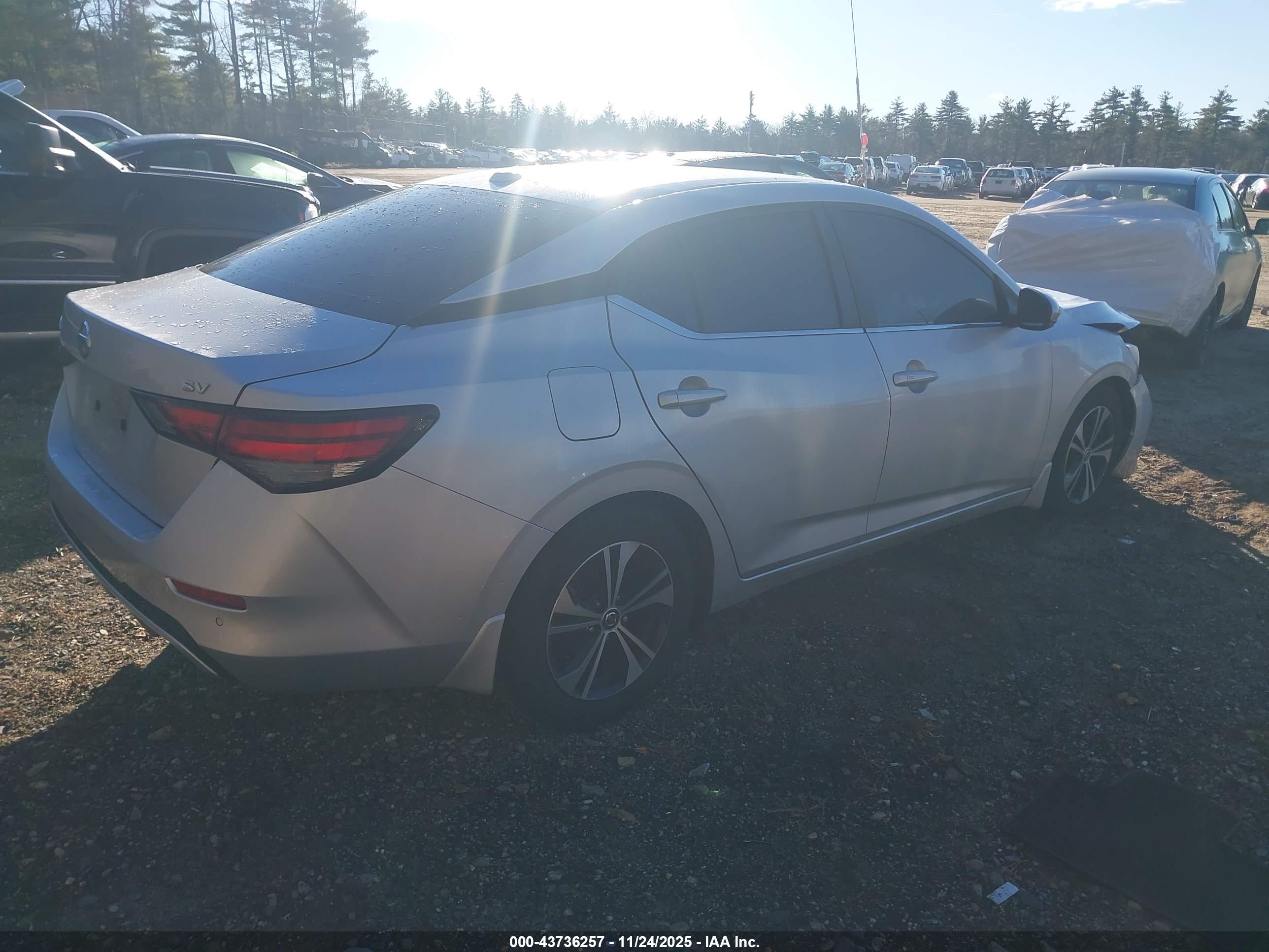 NISSAN SENTRA image 4