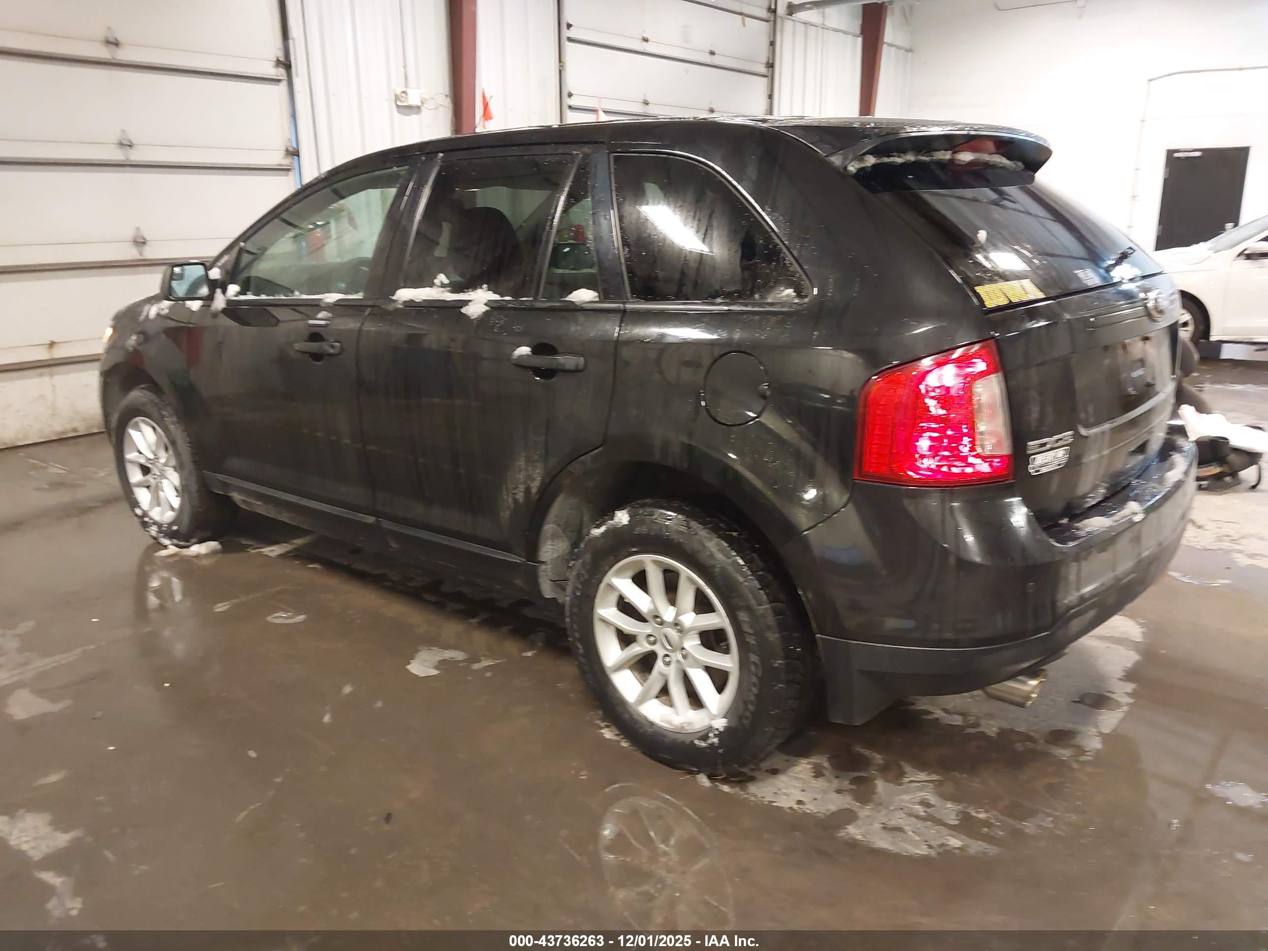 FORD EDGE image 3