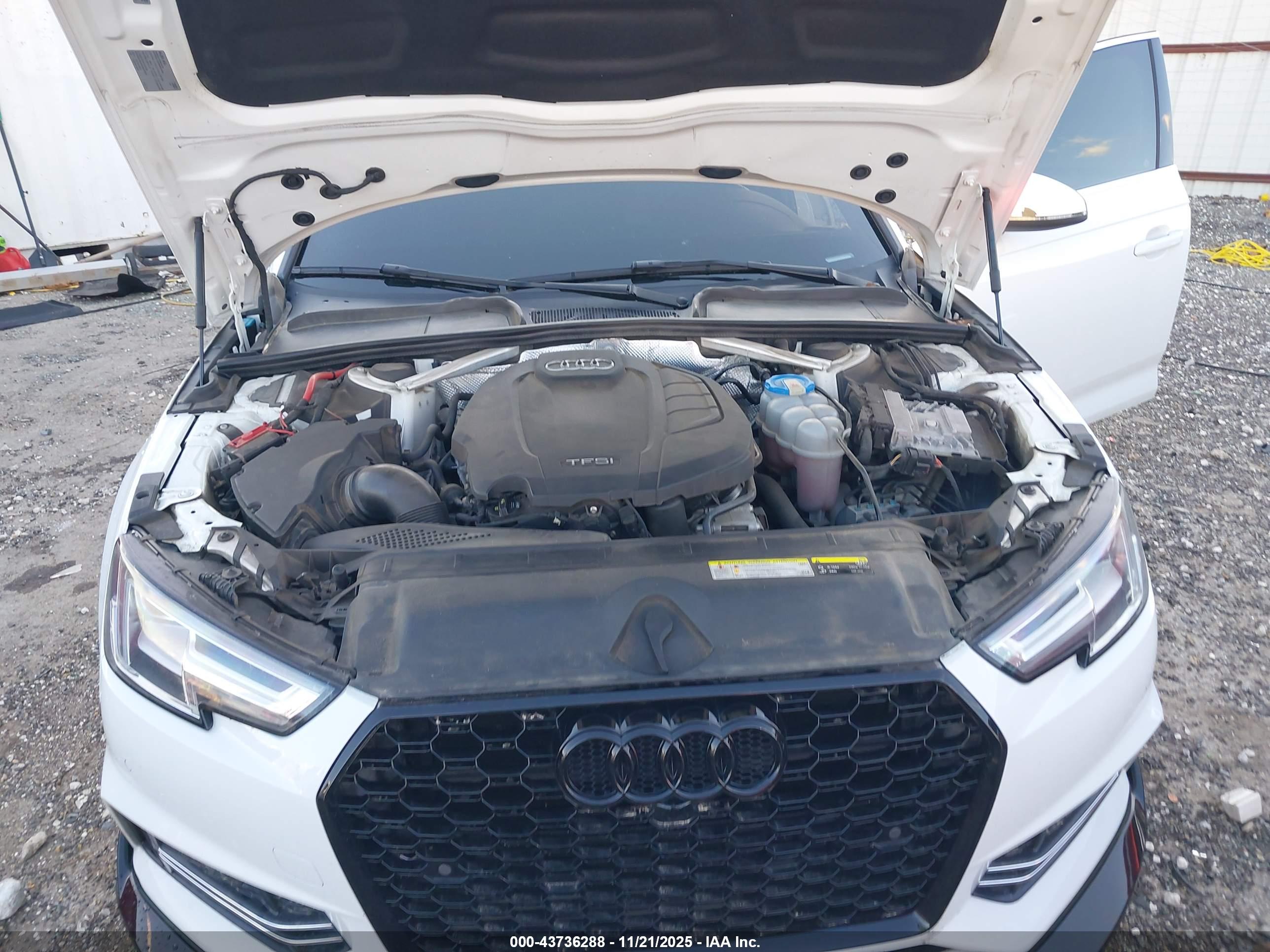 AUDI A4 image 10