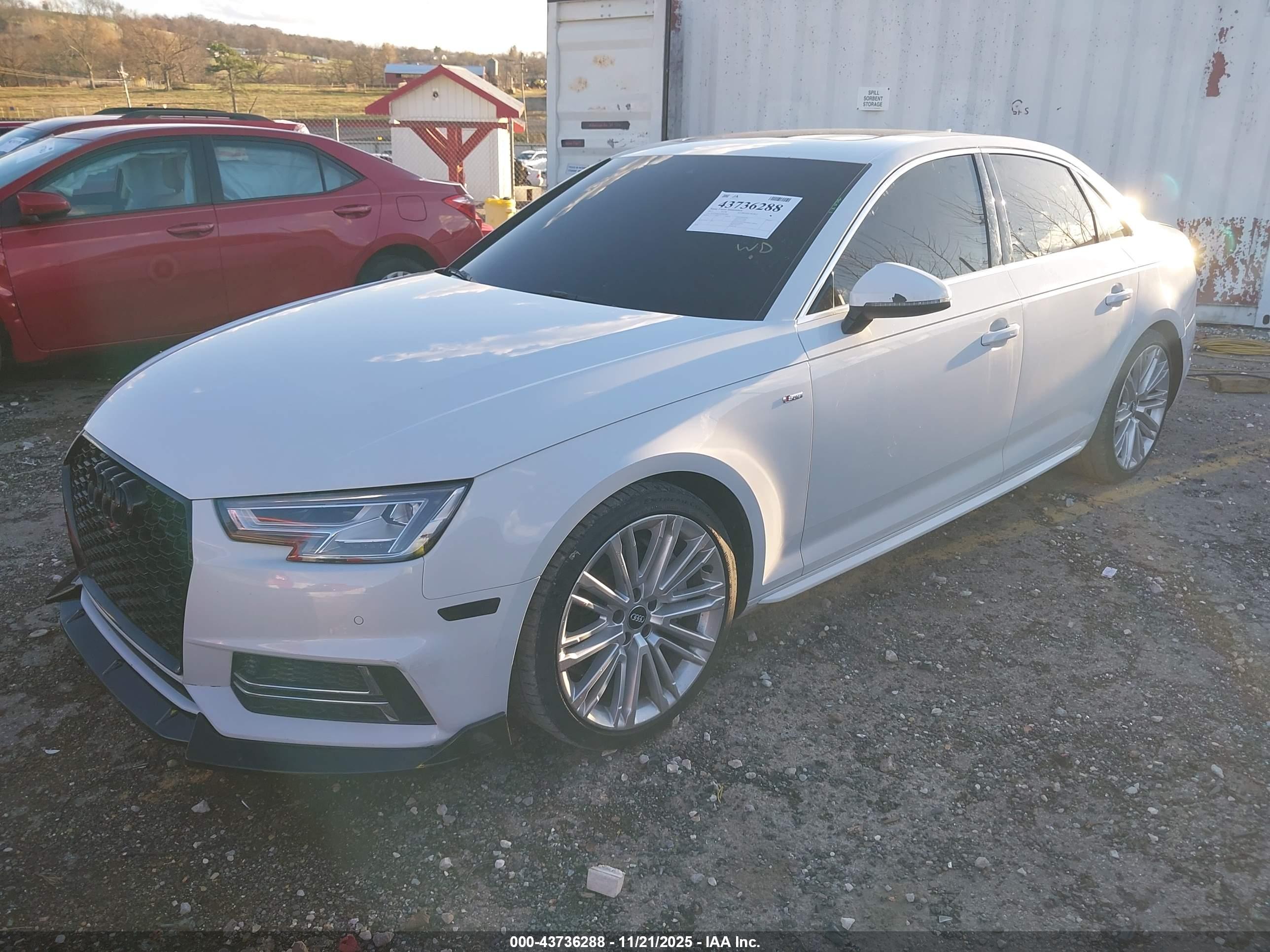 AUDI A4 image 2