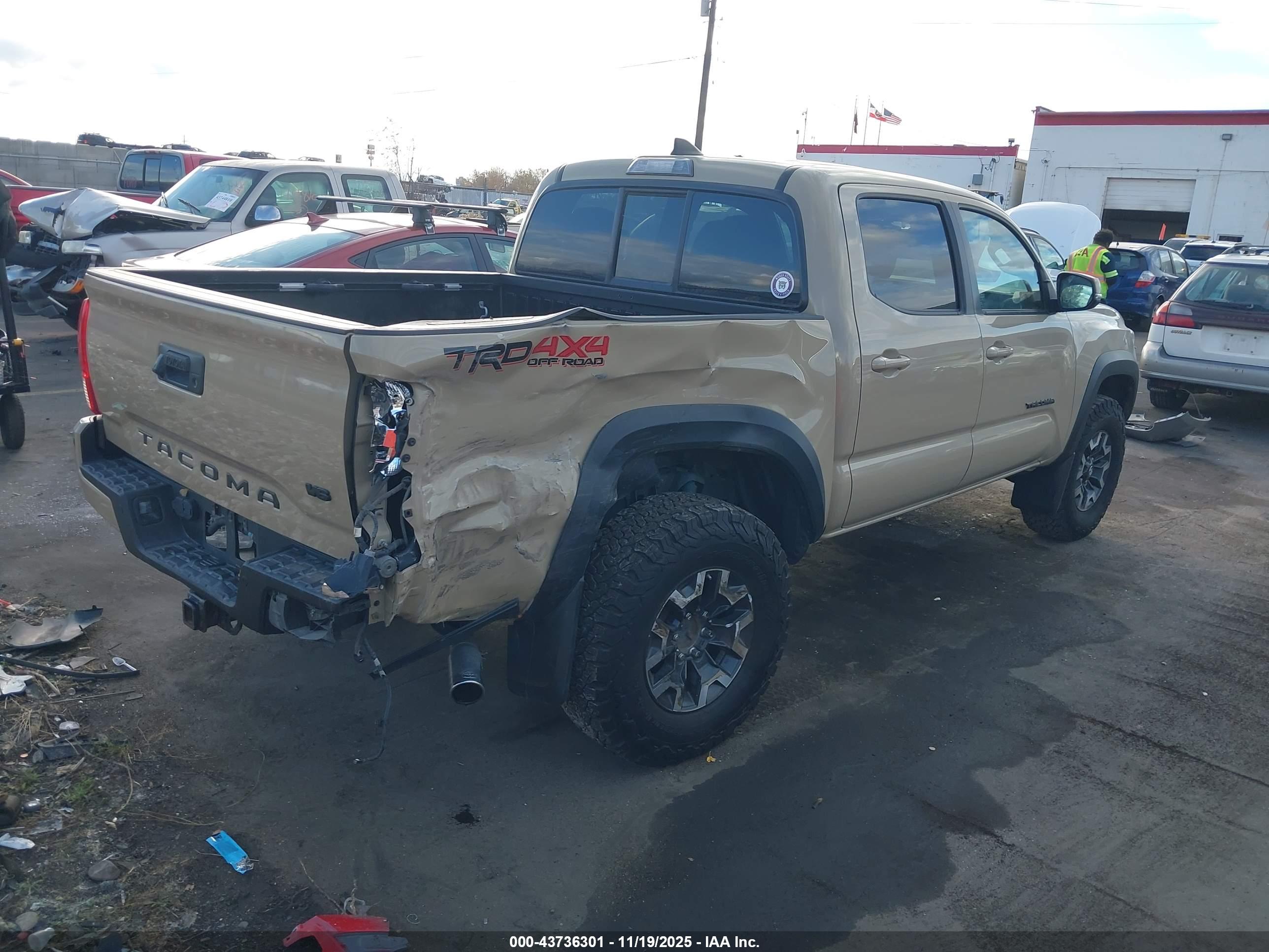TOYOTA TACOMA image 4