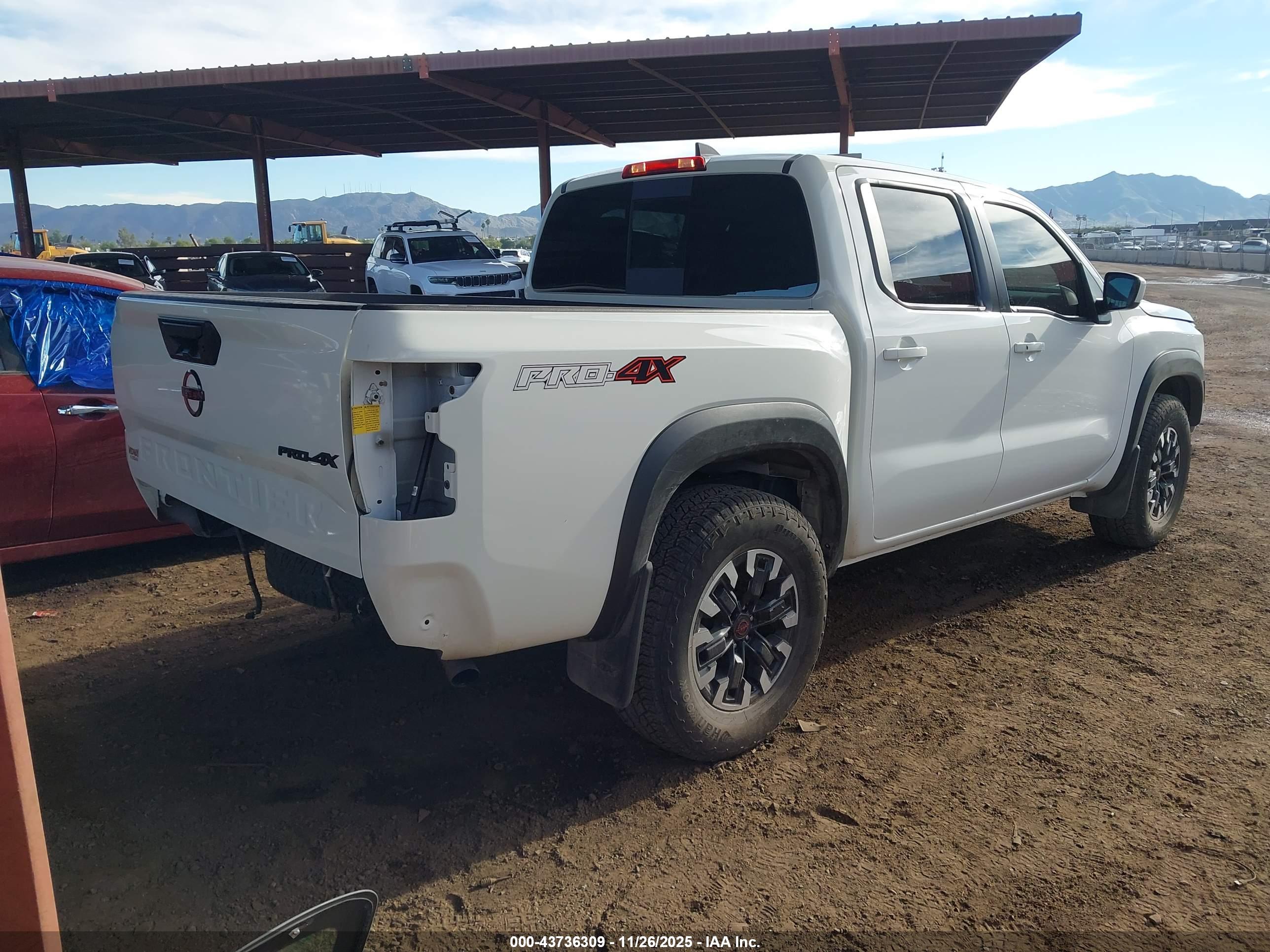 NISSAN FRONTIER image 4