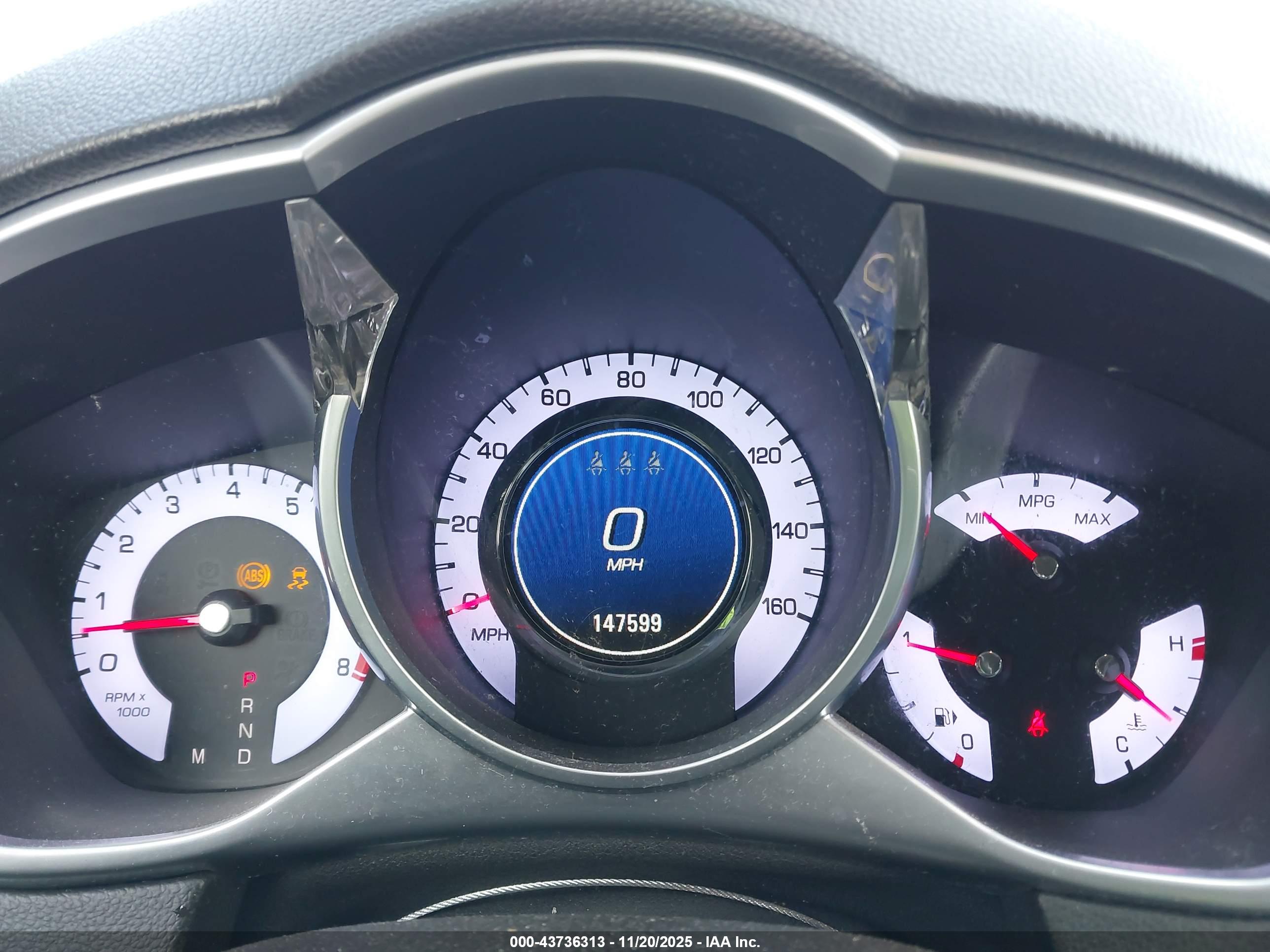 CADILLAC SRX image 7