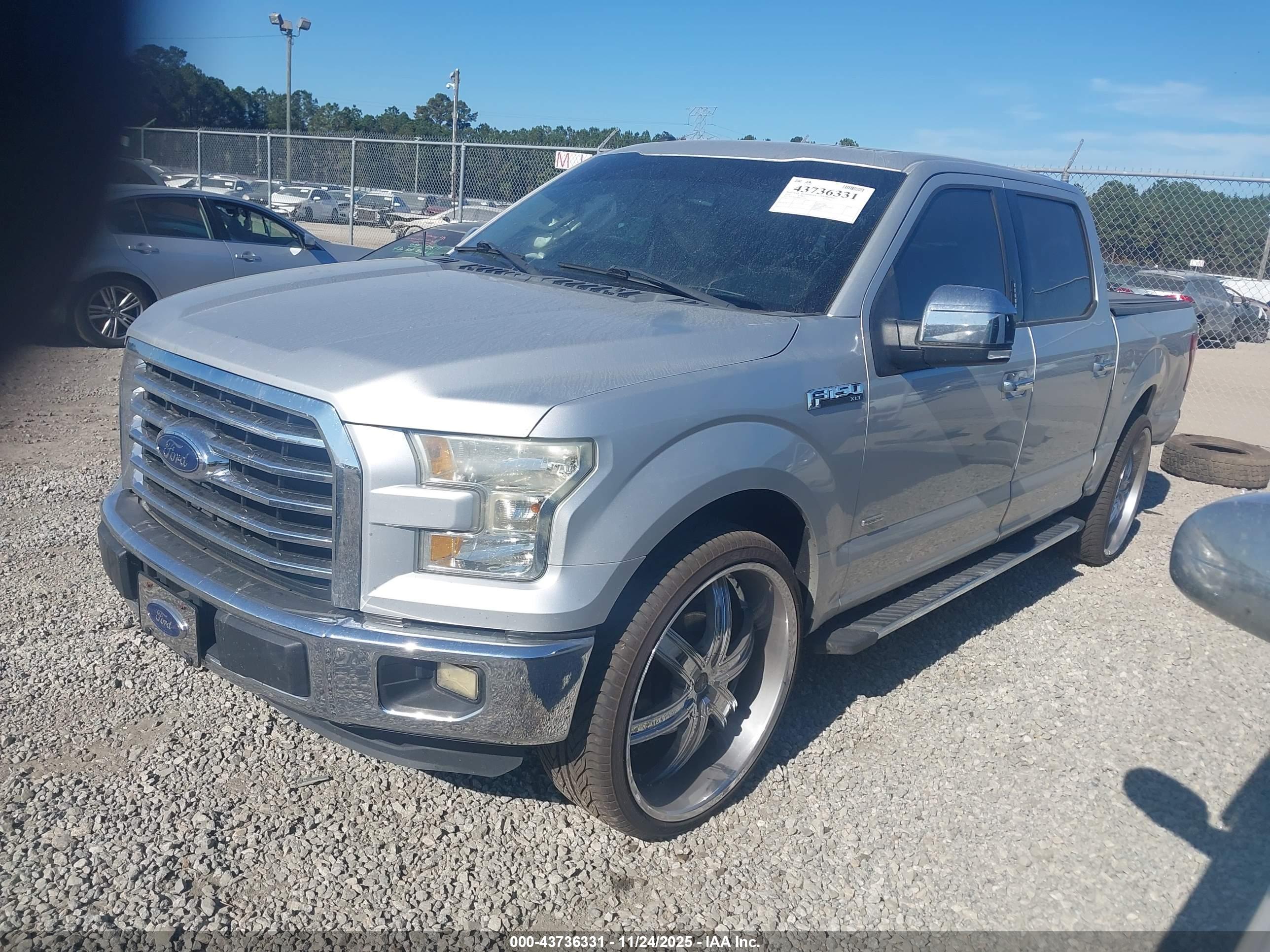 FORD F-150 image 2