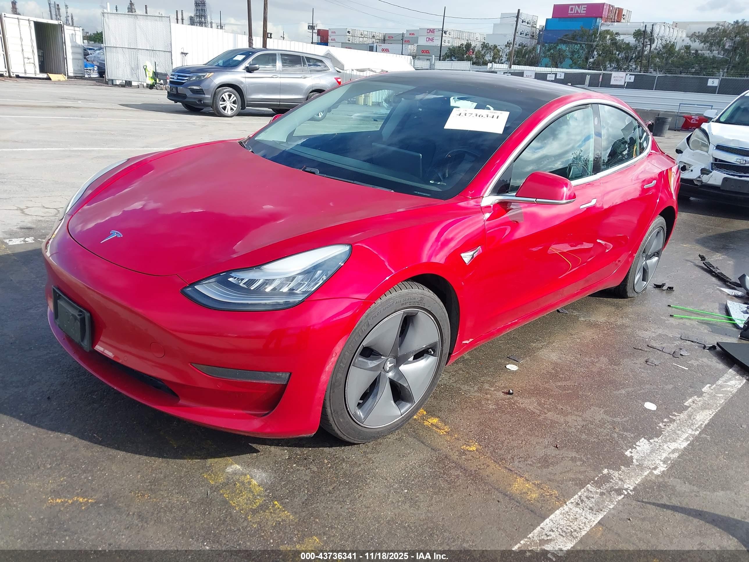 TESLA MODEL image 2