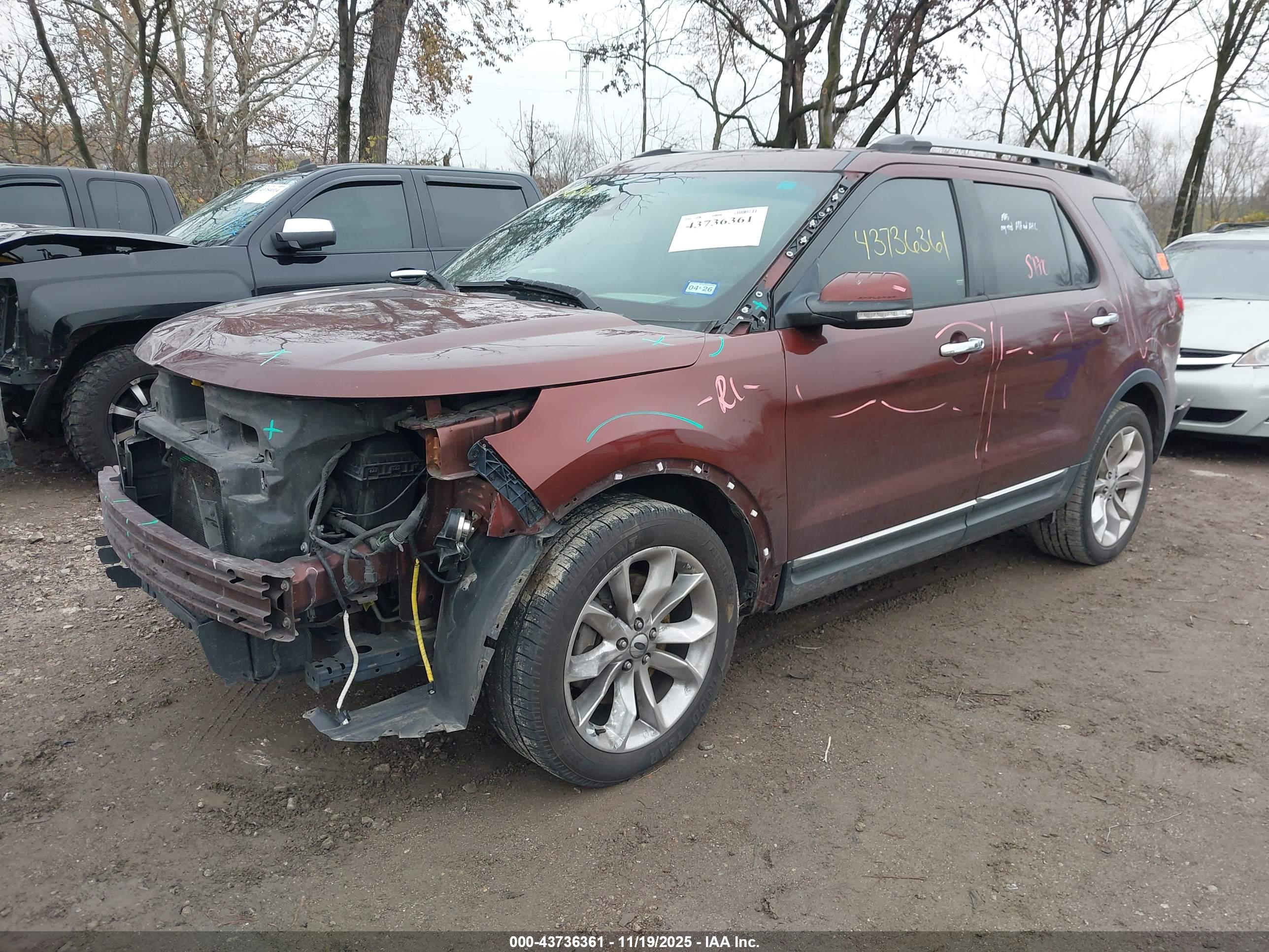 FORD EXPLORER image 2