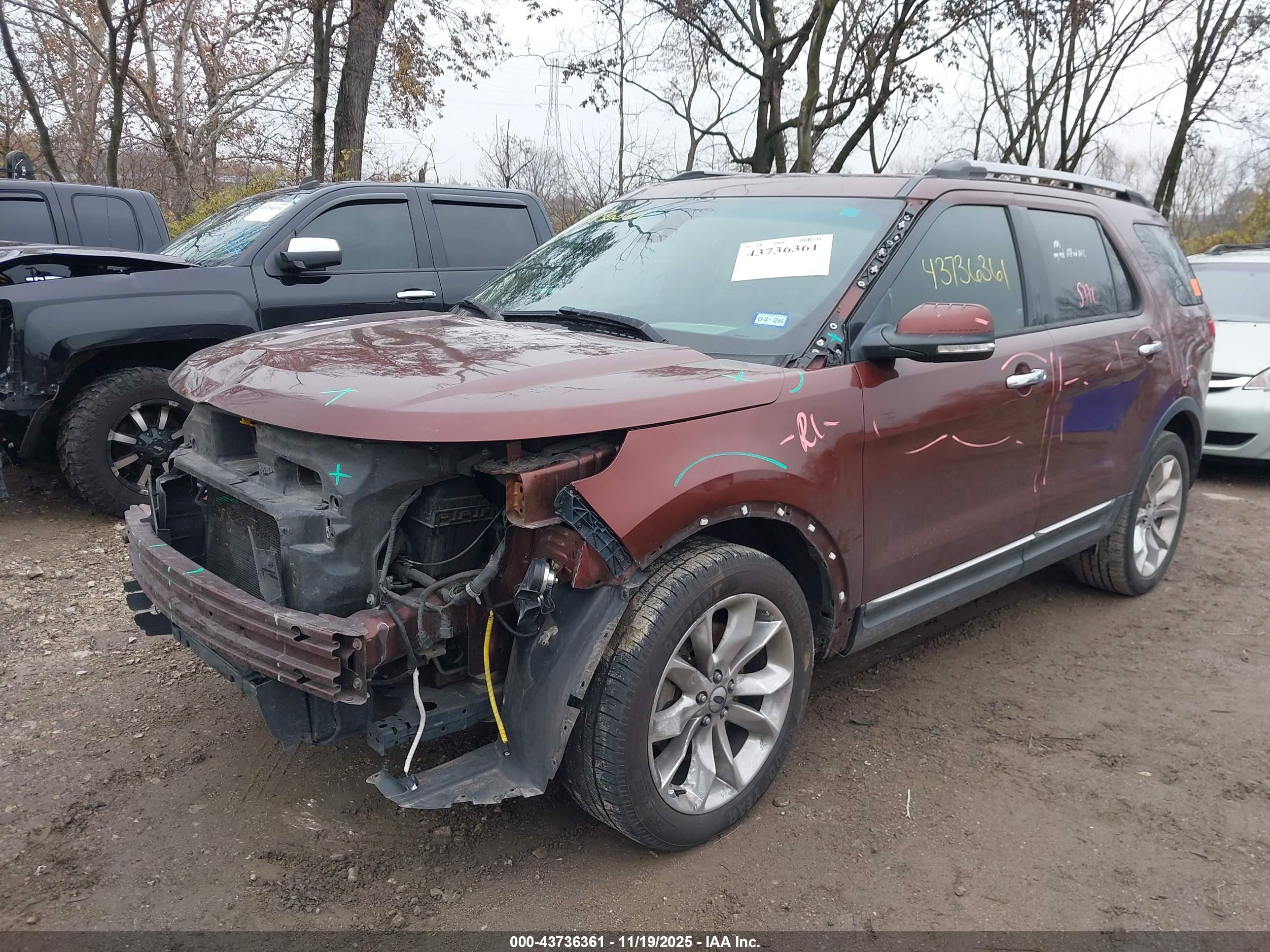 FORD EXPLORER image 6
