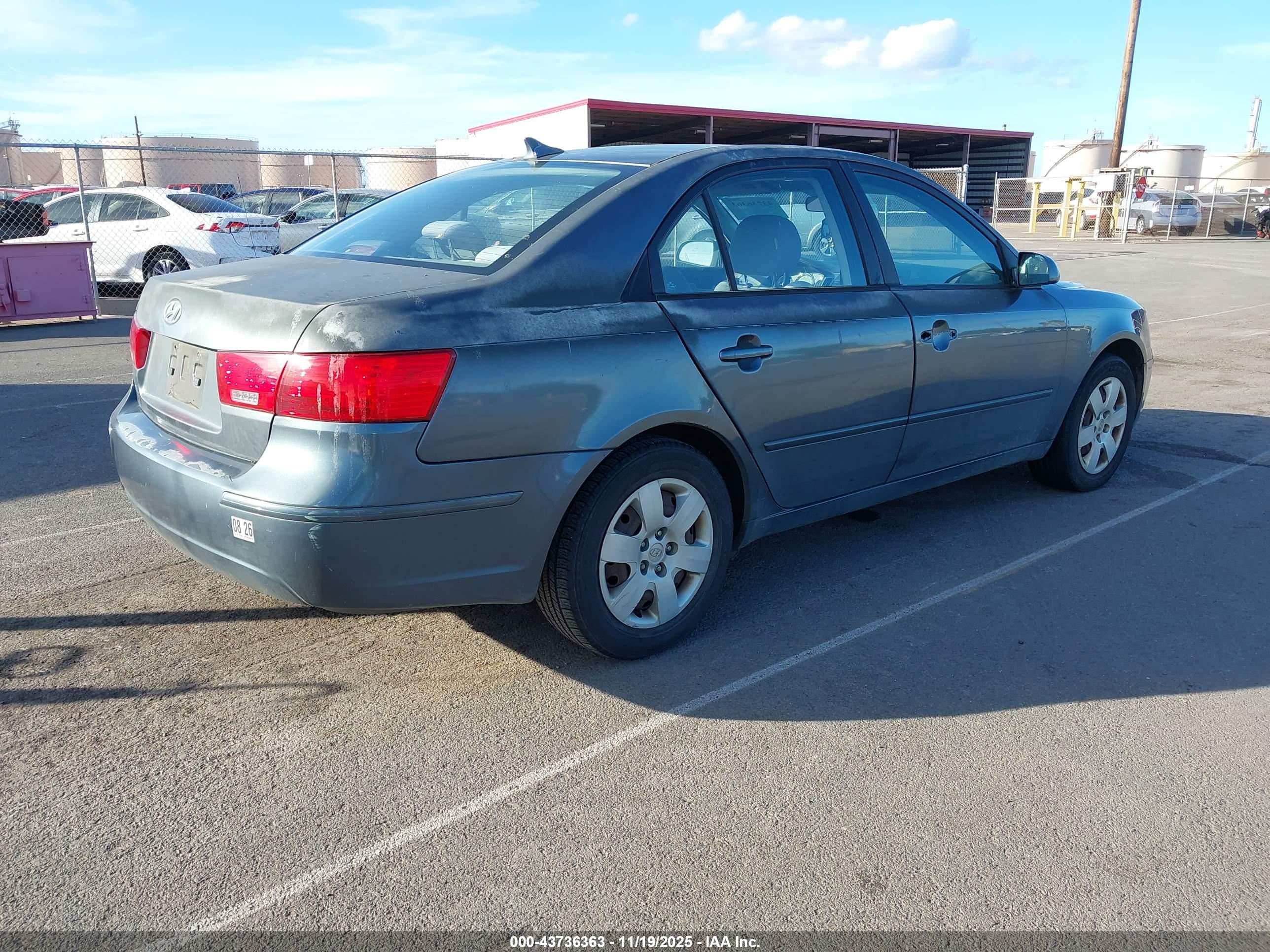 HYUNDAI SONATA image 4