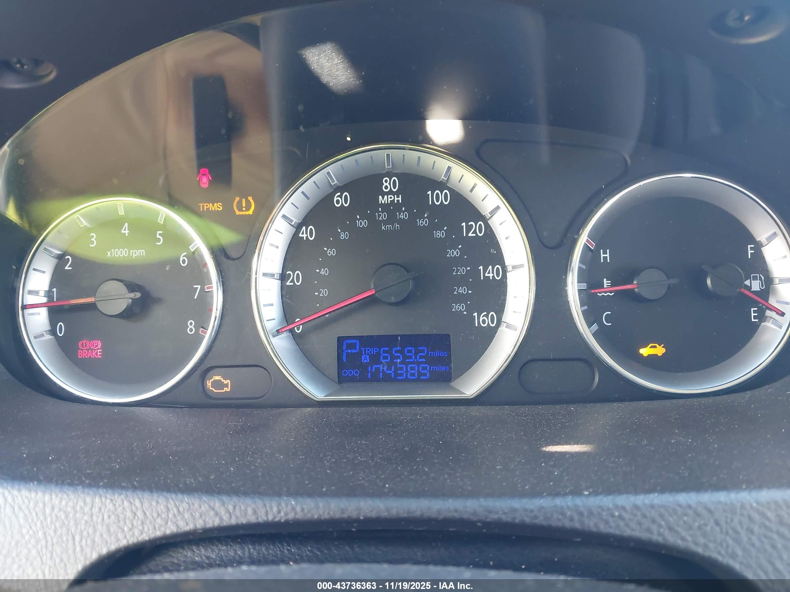HYUNDAI SONATA image 7