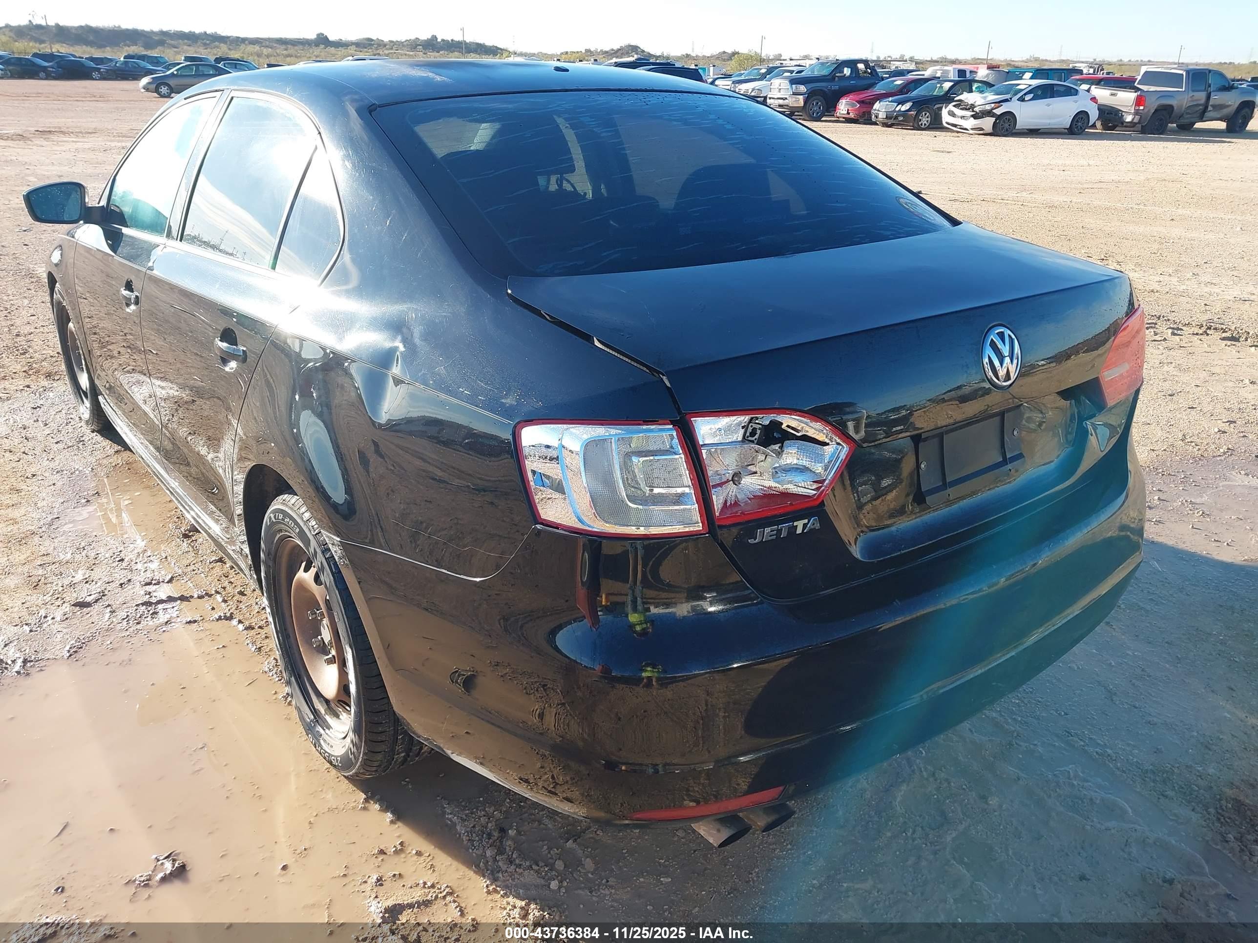 VOLKSWAGEN JETTA image 6