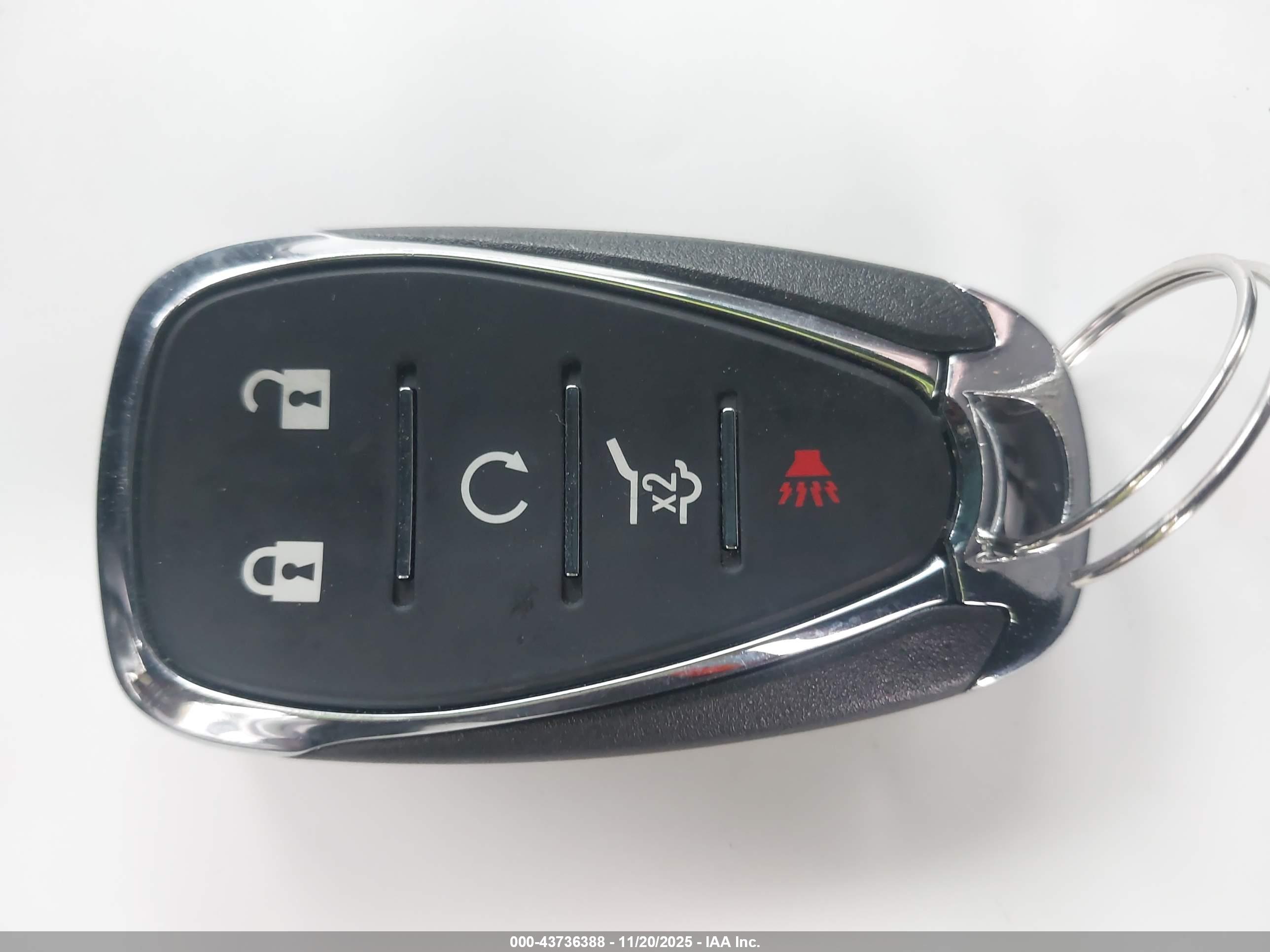 CHEVROLET TRAVERSE image 11