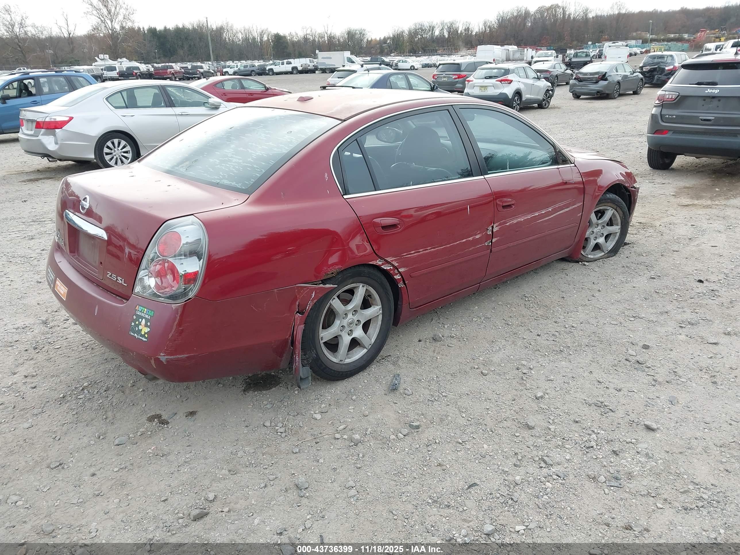 NISSAN ALTIMA image 4