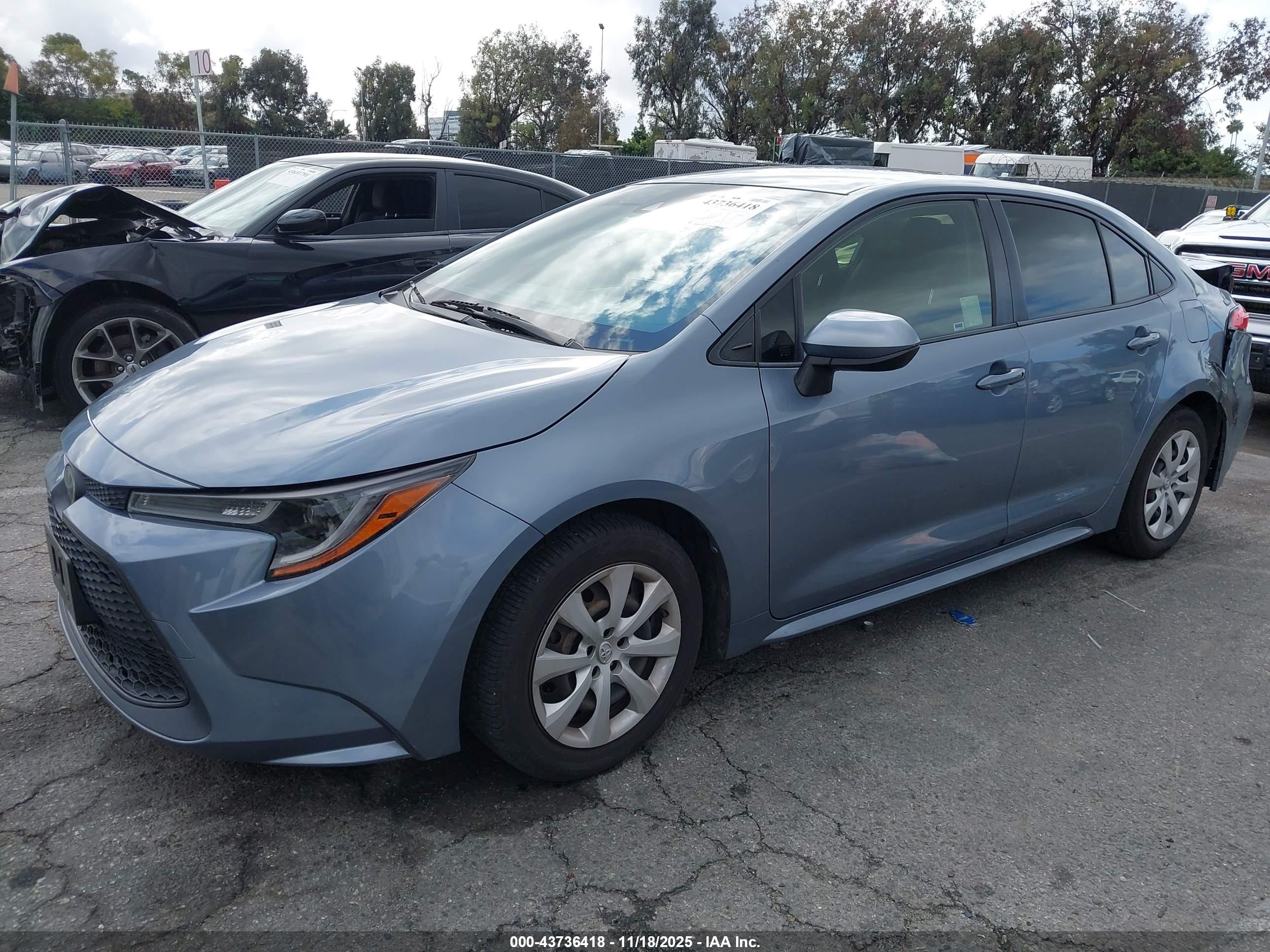 TOYOTA COROLLA image 2