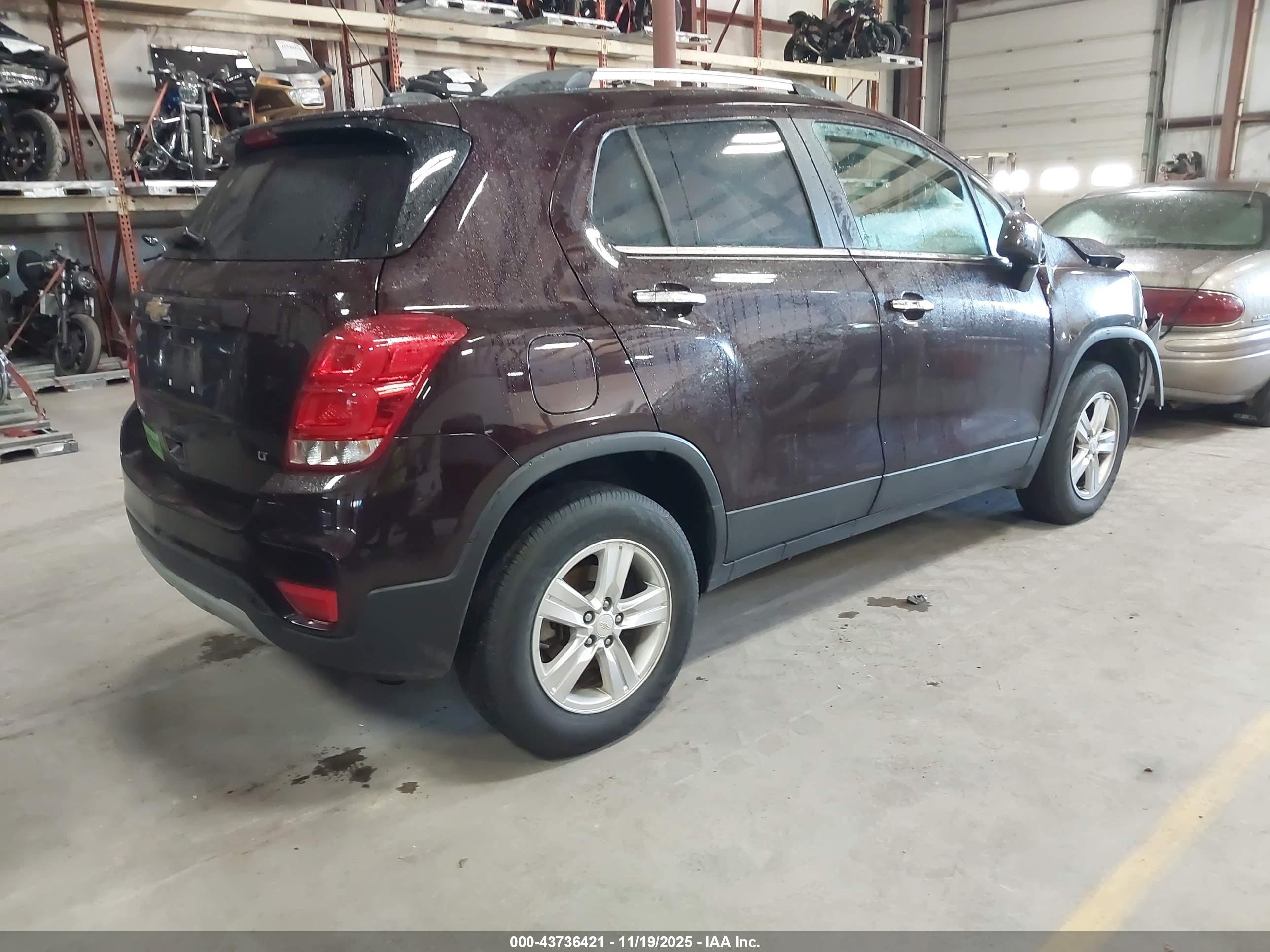 CHEVROLET TRAX image 4
