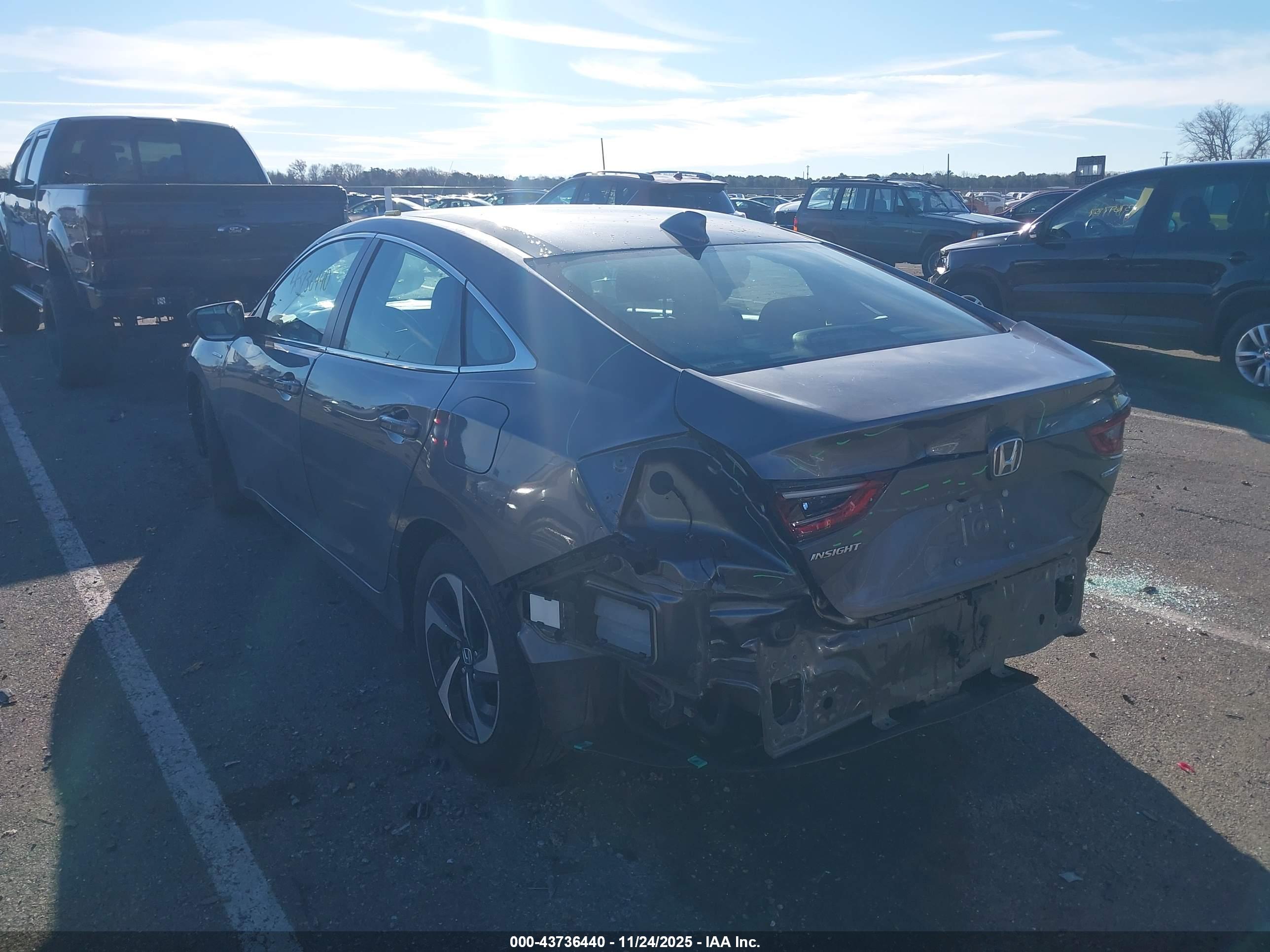 HONDA INSIGHT image 3