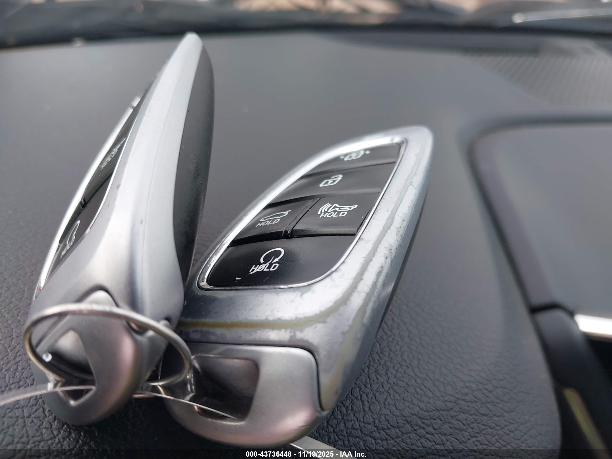 HYUNDAI SONATA image 11